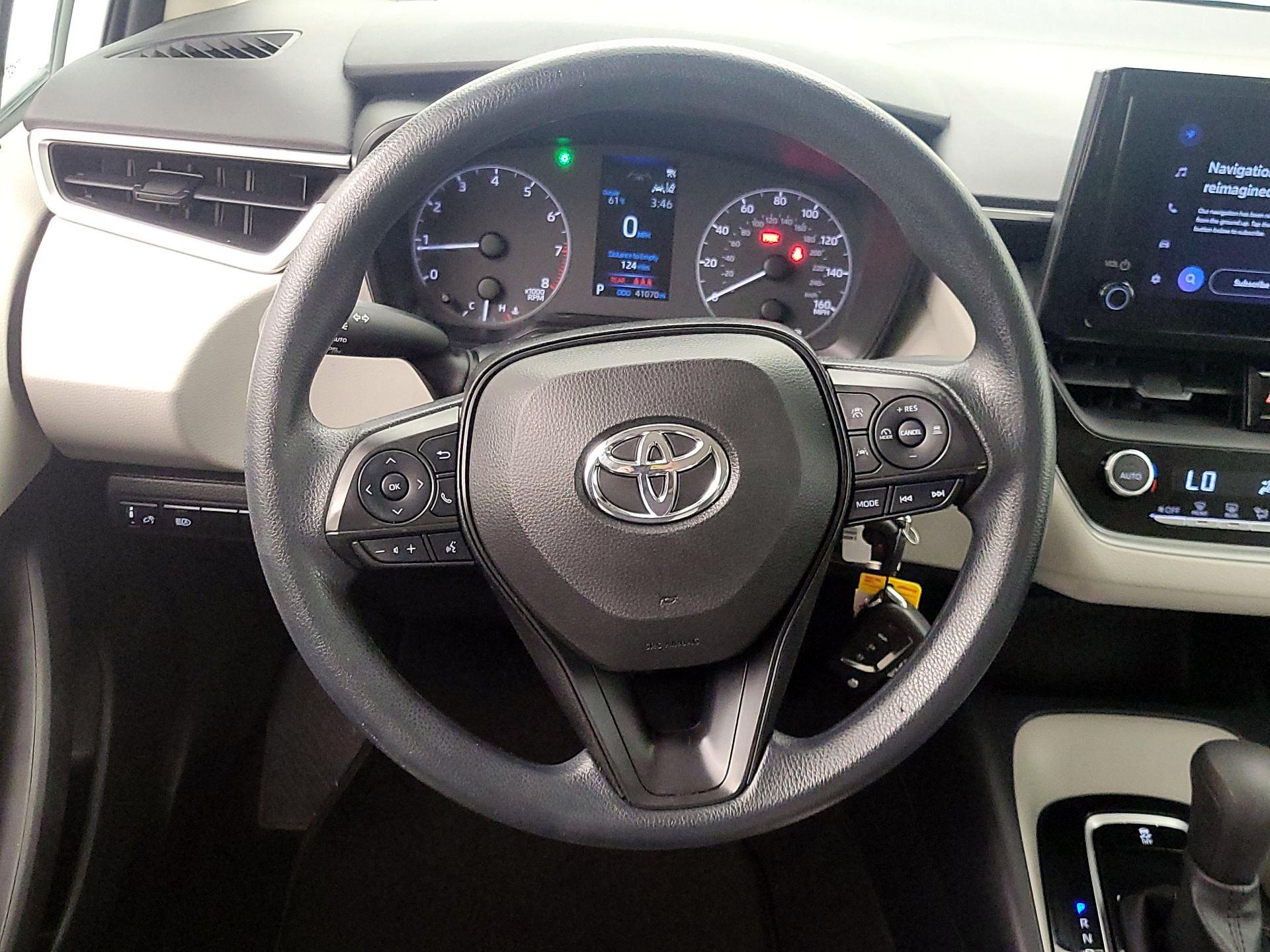 Thumbnail: 2023 Toyota Corolla - 10
