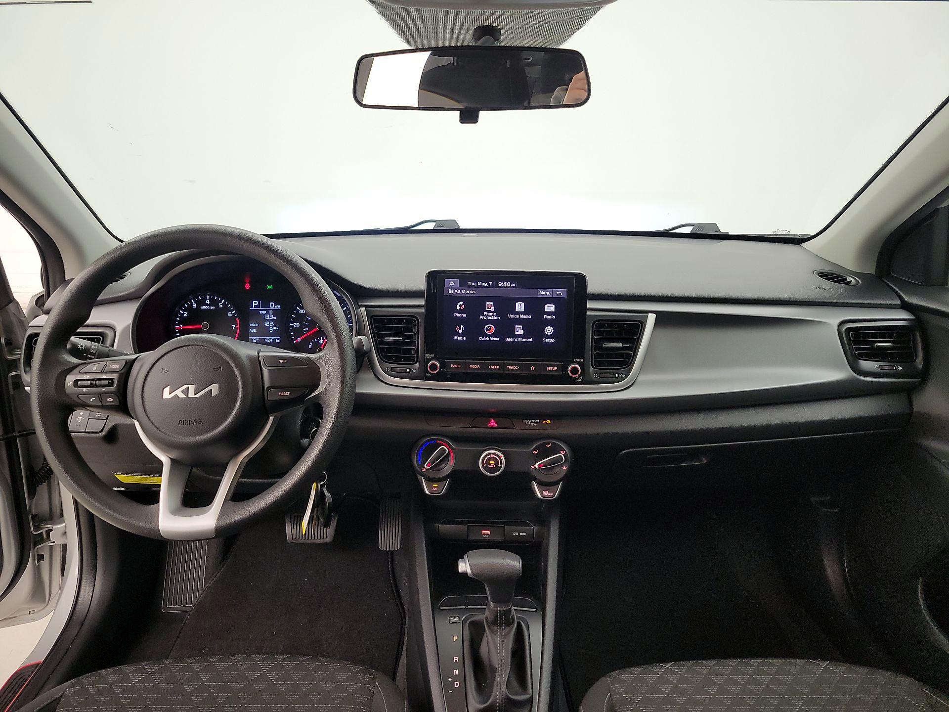 Thumbnail: 2023 Kia Rio - 9