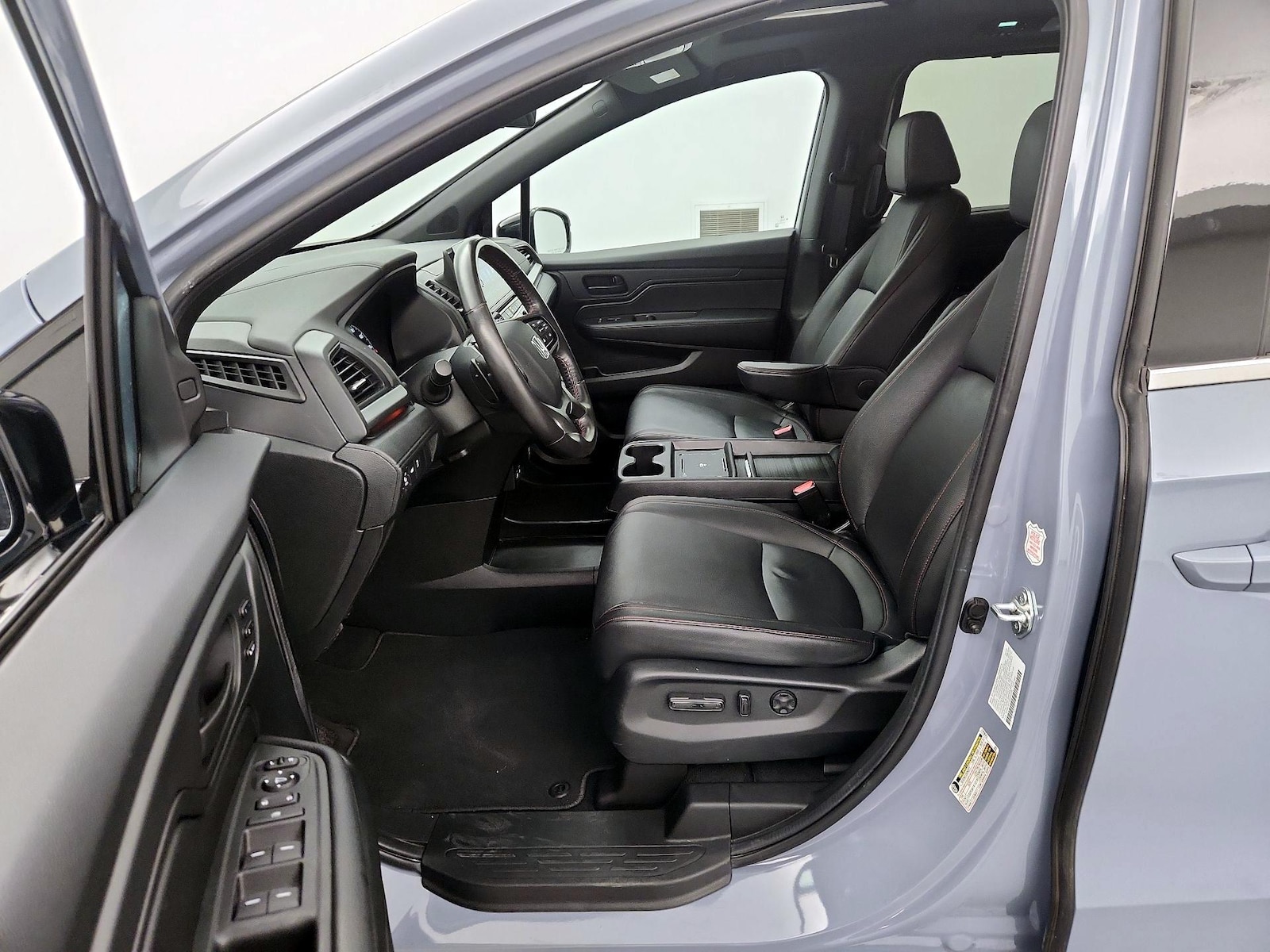 2025 Honda Odyssey Sport L - Photo 13