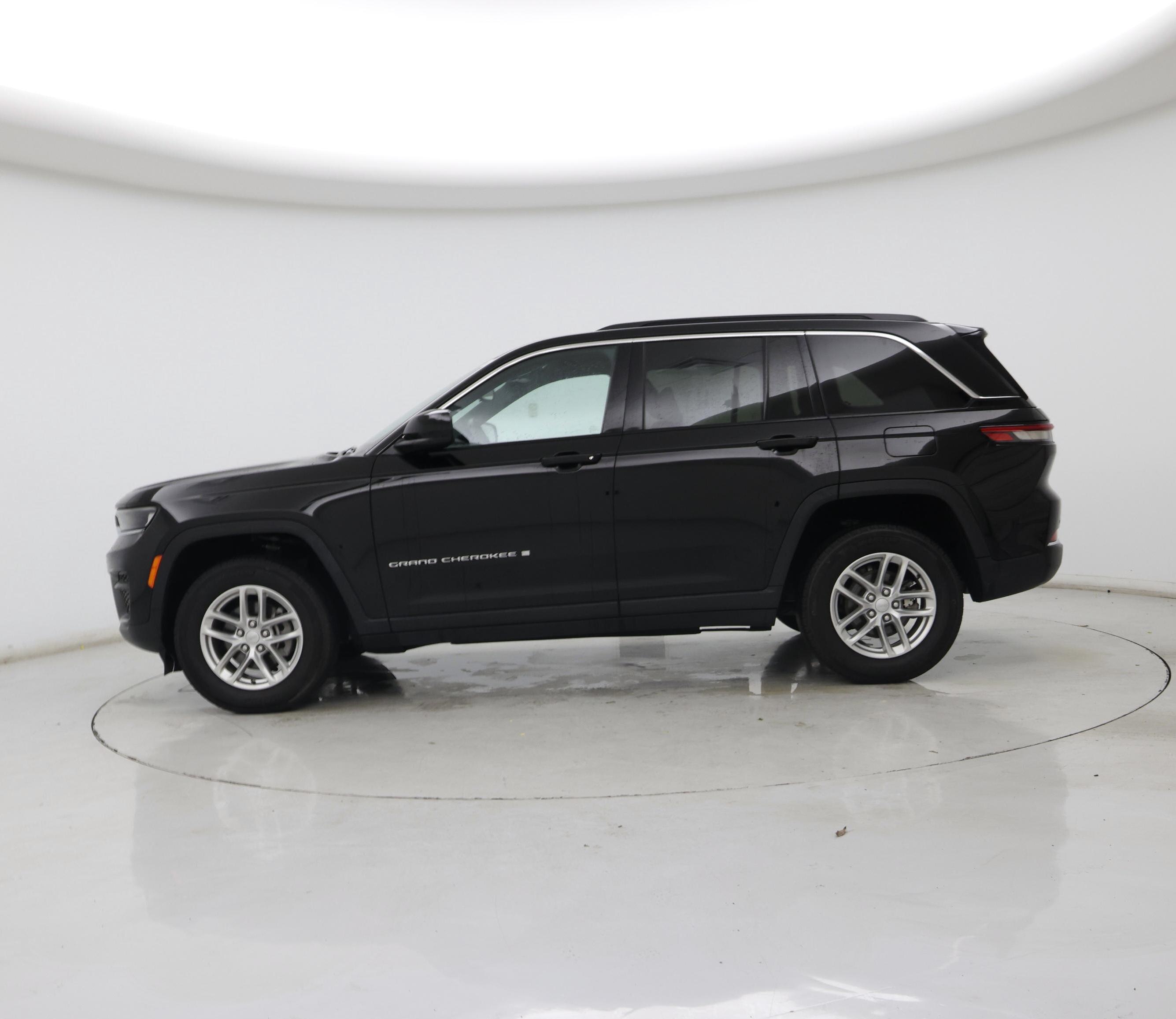 Thumbnail: 2024 Jeep Grand Cherokee - 3
