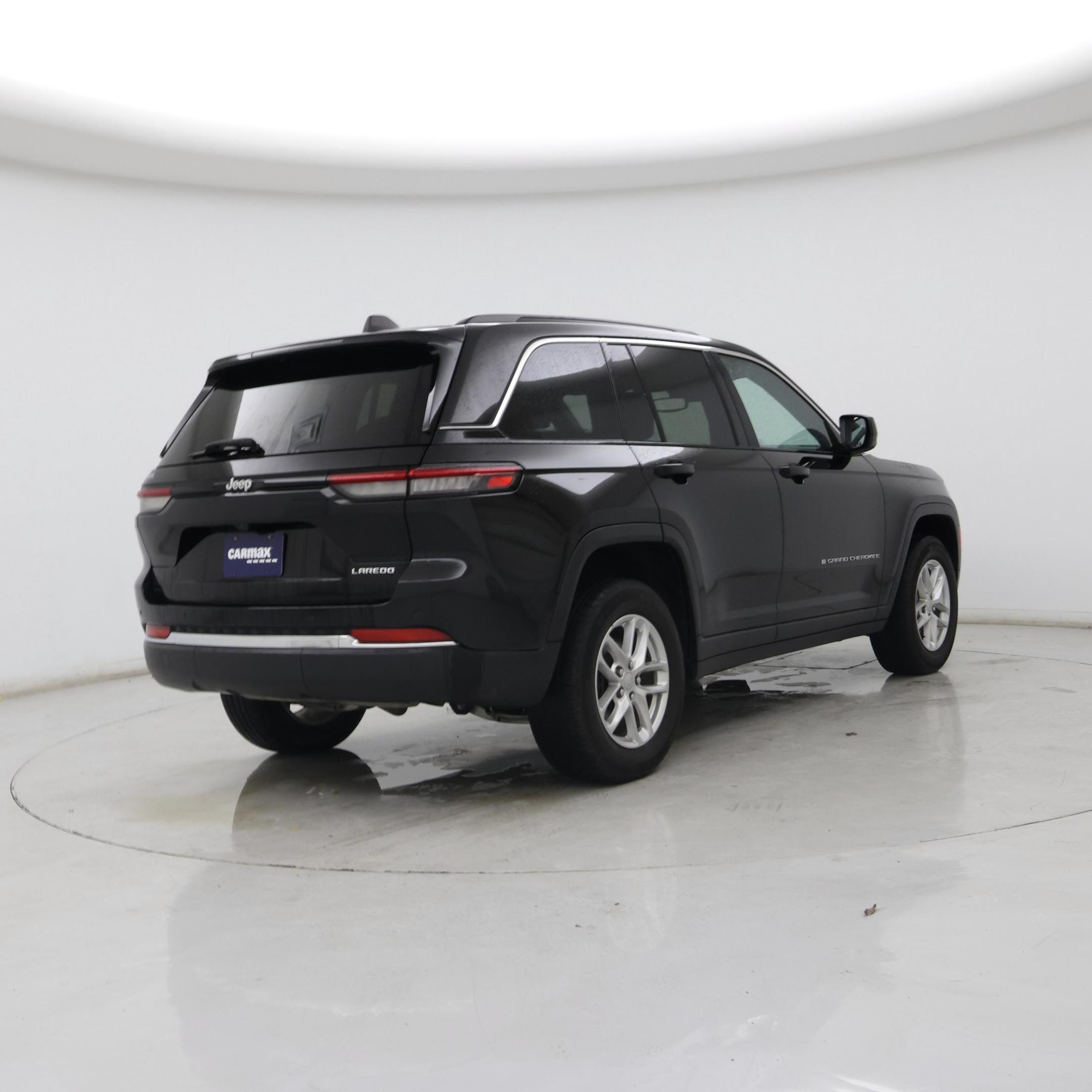 Thumbnail: 2024 Jeep Grand Cherokee - 8