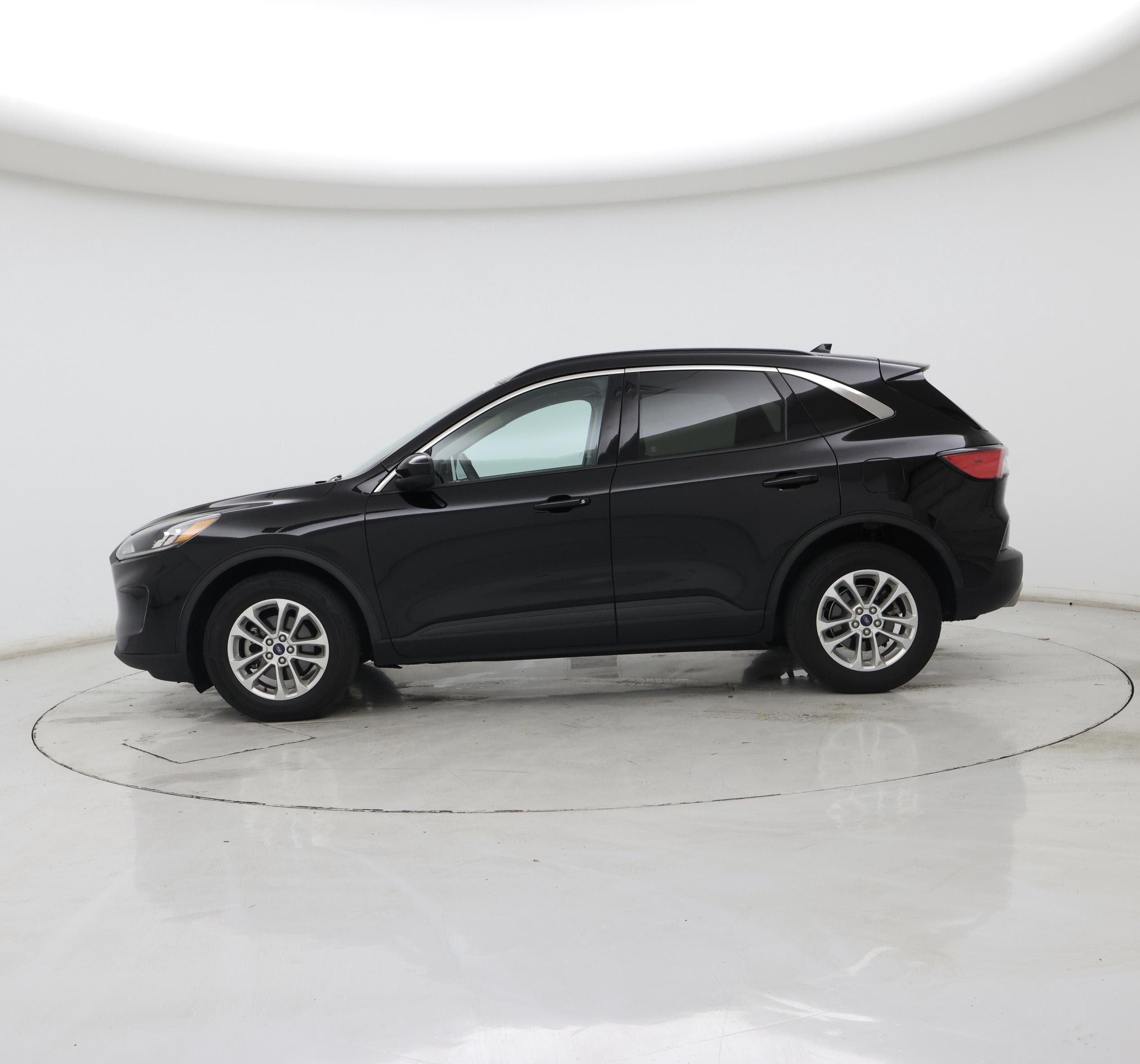 Thumbnail: 2020 Ford Escape - 3
