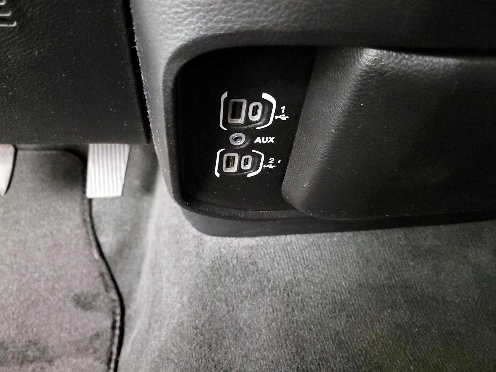 Thumbnail: 2020 RAM 1500 - 18