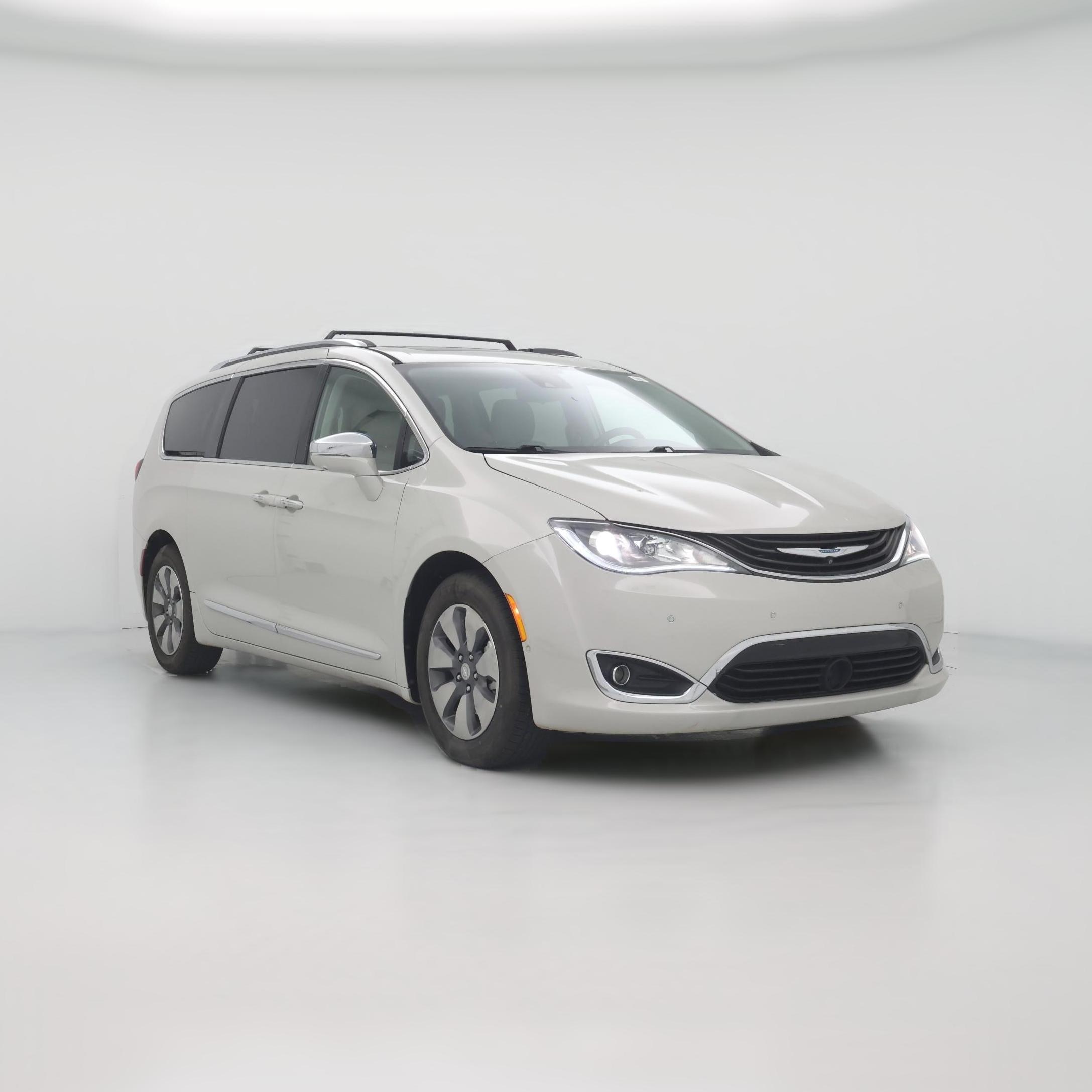 Thumbnail: 2017 Chrysler Pacifica - 1