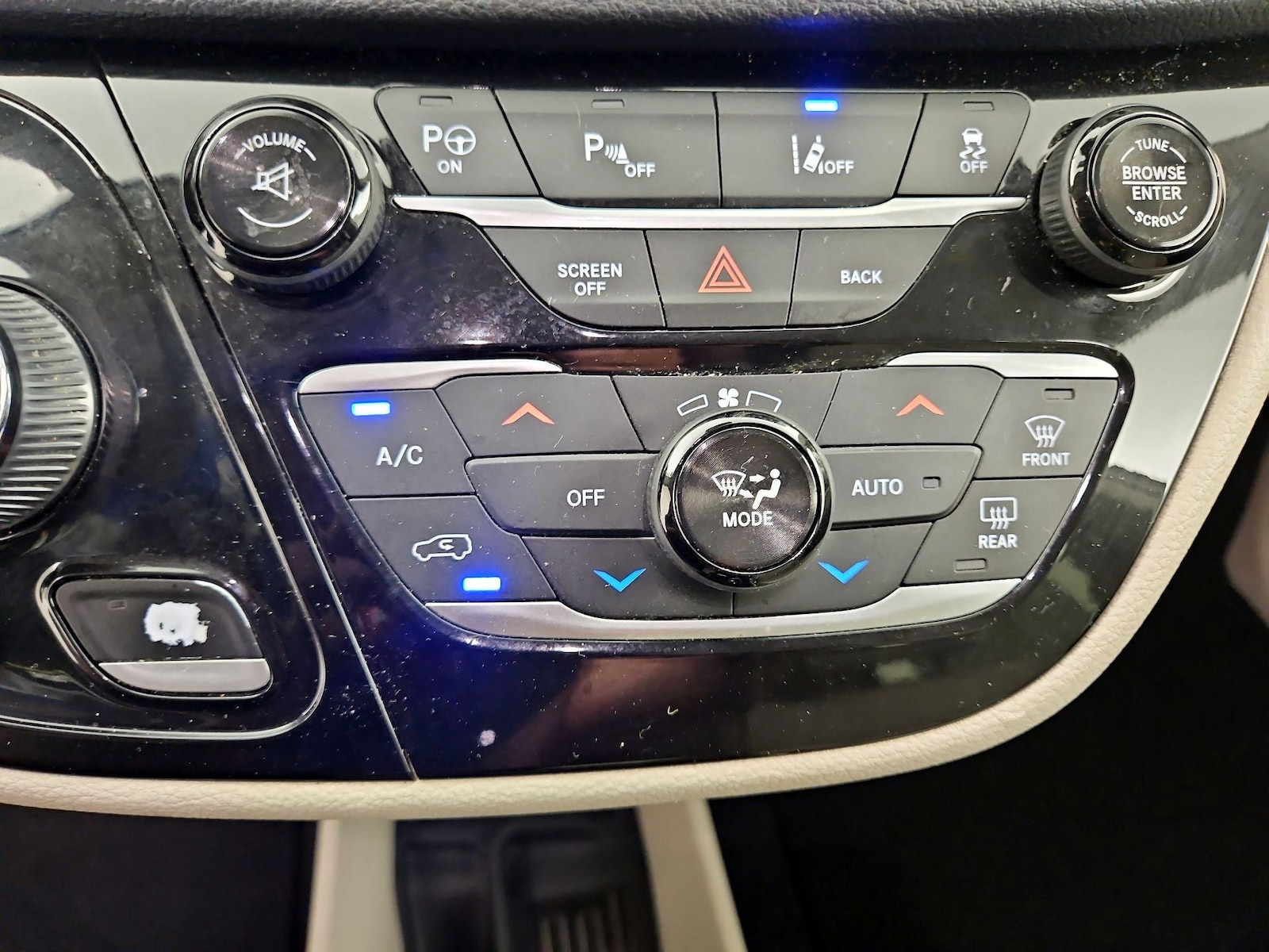 2017 Chrysler Pacifica Hybrid Platinum - Photo 18