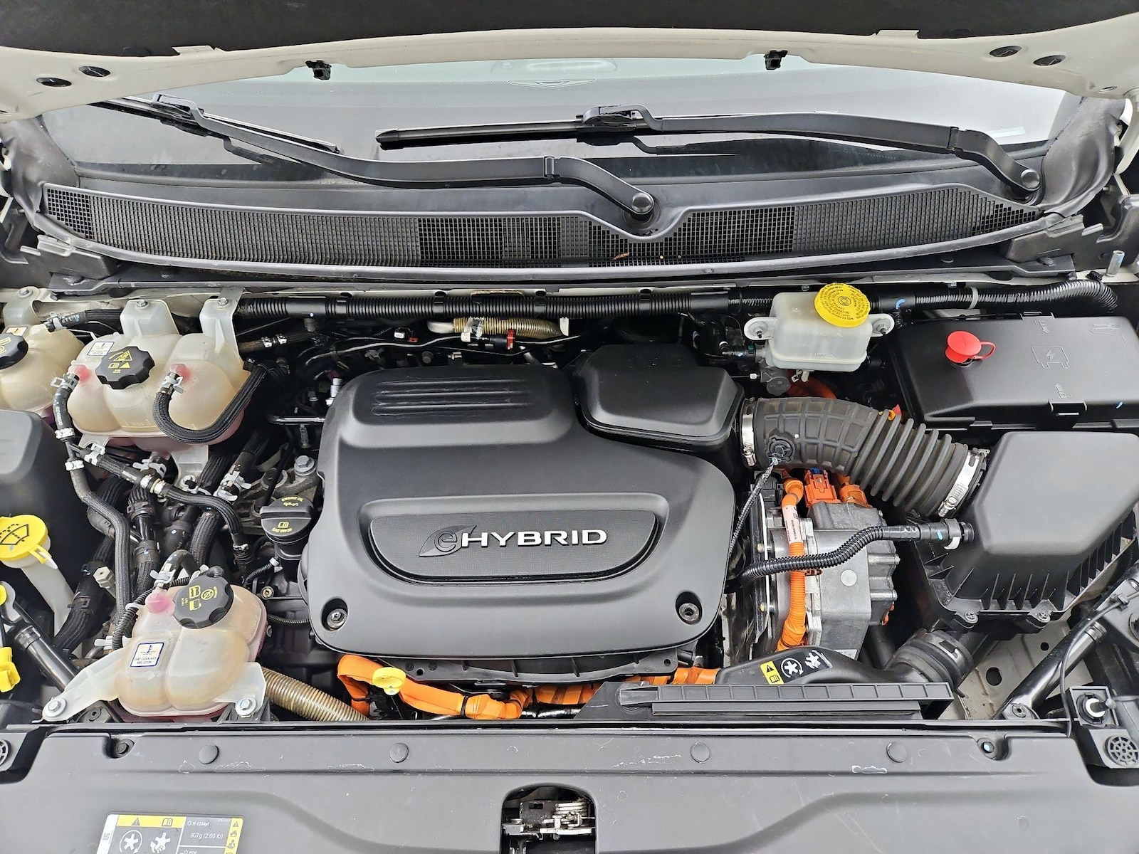 2017 Chrysler Pacifica Hybrid Platinum - Photo 26