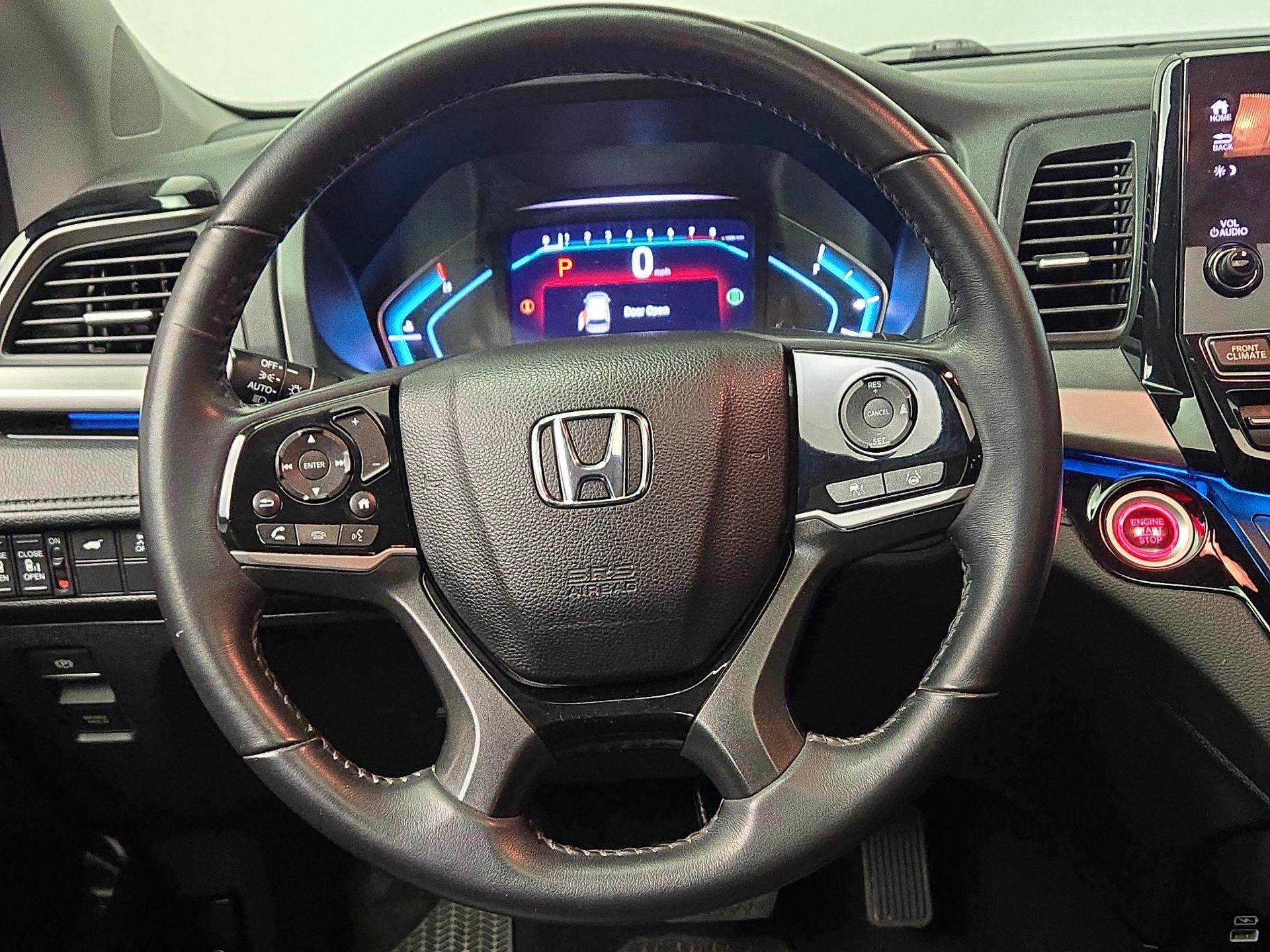 Thumbnail: 2023 Honda Odyssey - 10