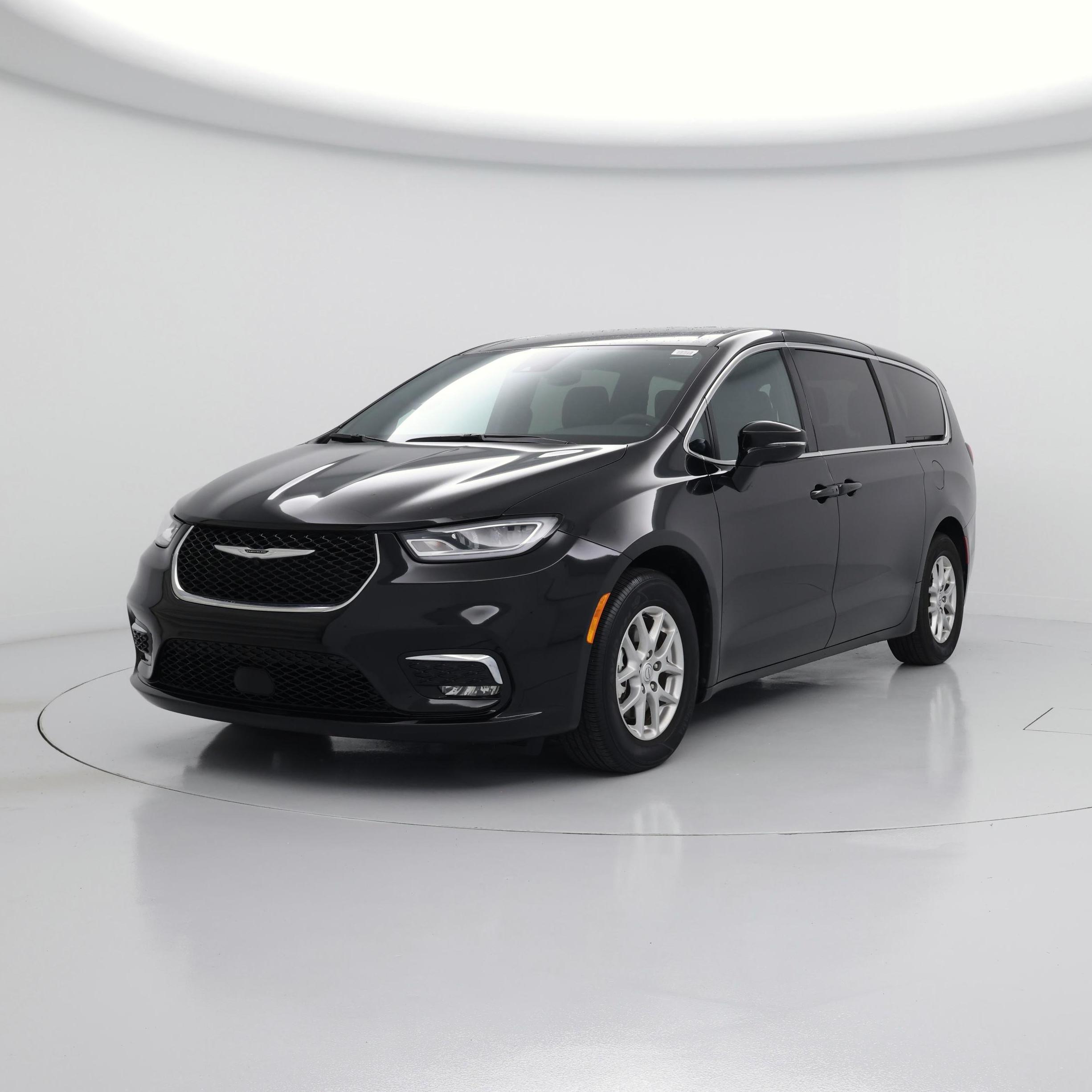 Thumbnail: 2025 Chrysler Pacifica - 4