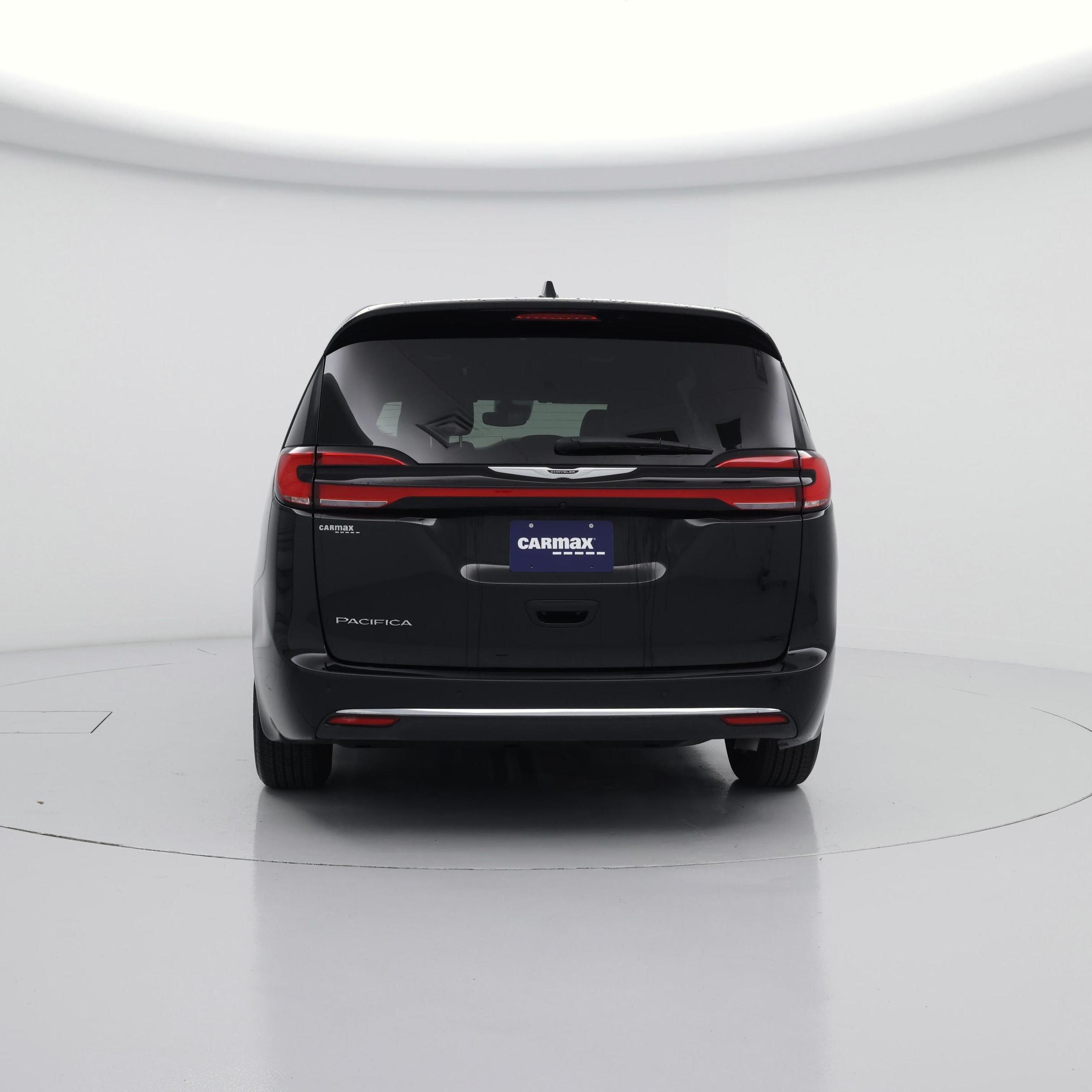 Thumbnail: 2025 Chrysler Pacifica - 6