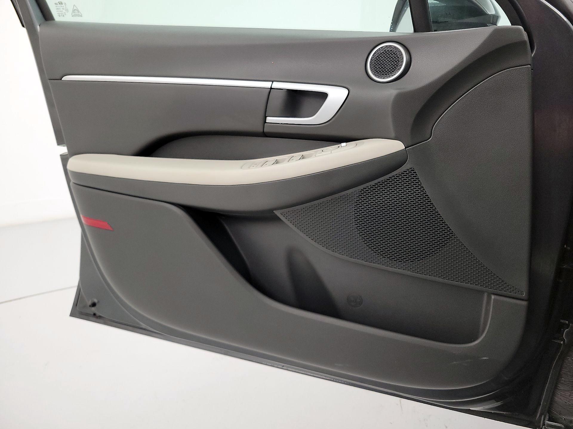 Thumbnail: 2025 Hyundai Sonata - 12