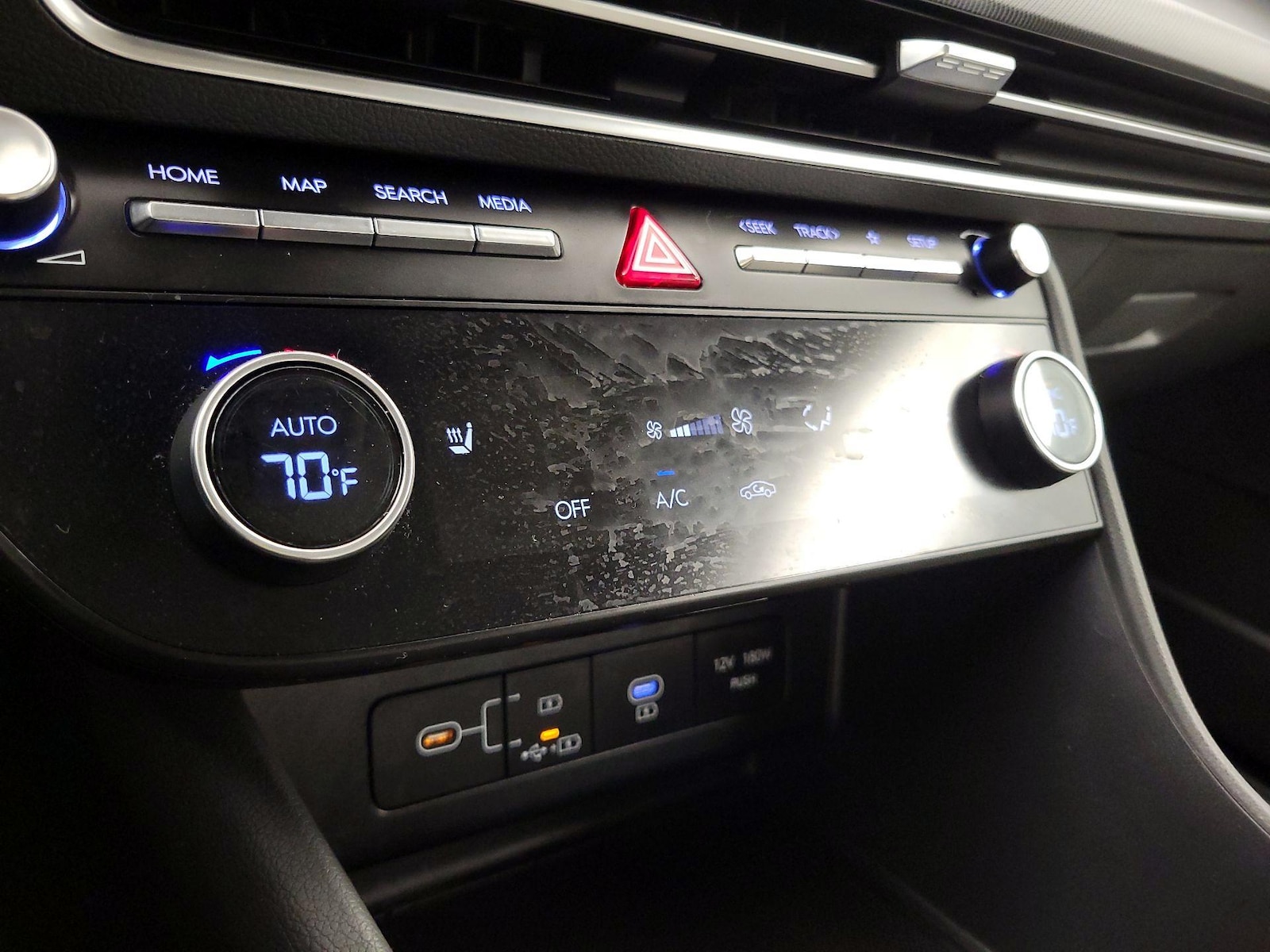 2025 Hyundai Sonata SEL - Photo 17
