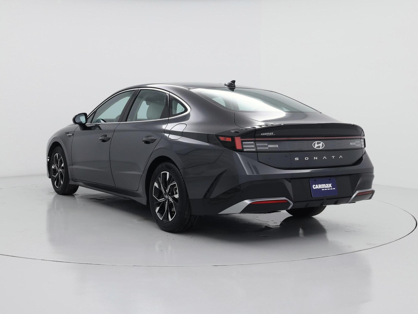 2025 Hyundai Sonata SEL - Photo 3