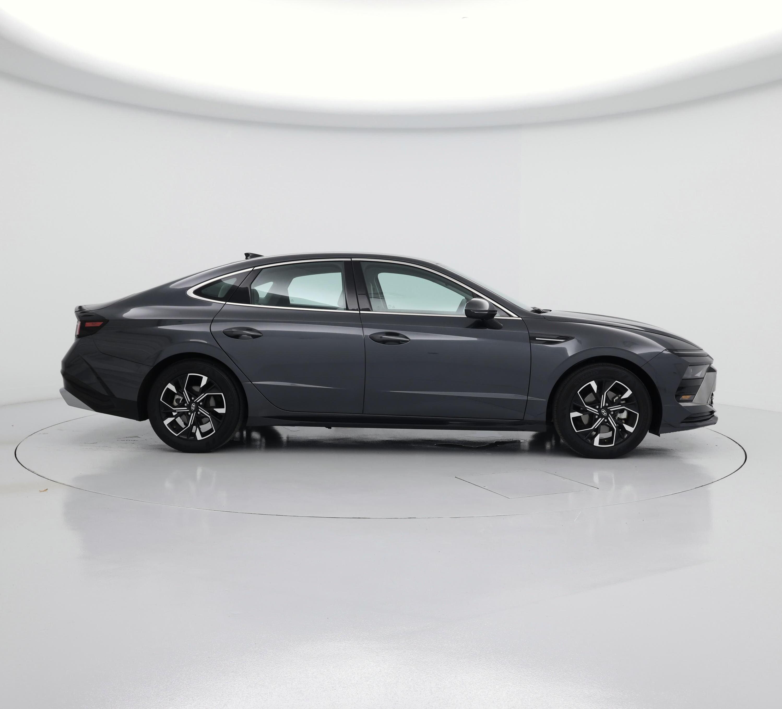 Thumbnail: 2025 Hyundai Sonata - 7