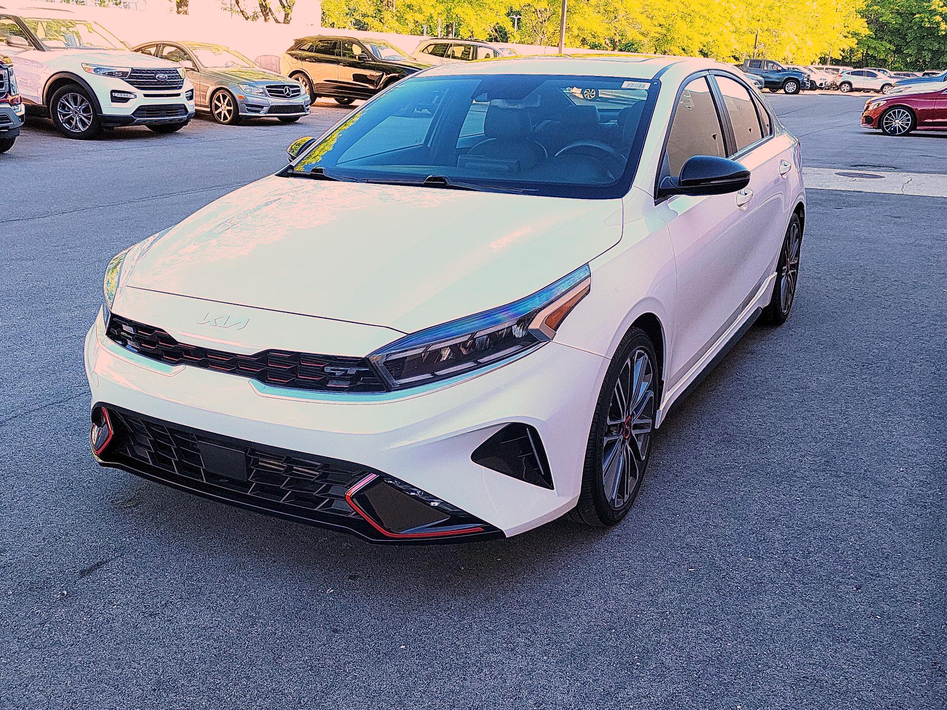 Thumbnail: 2024 Kia Forte - 3