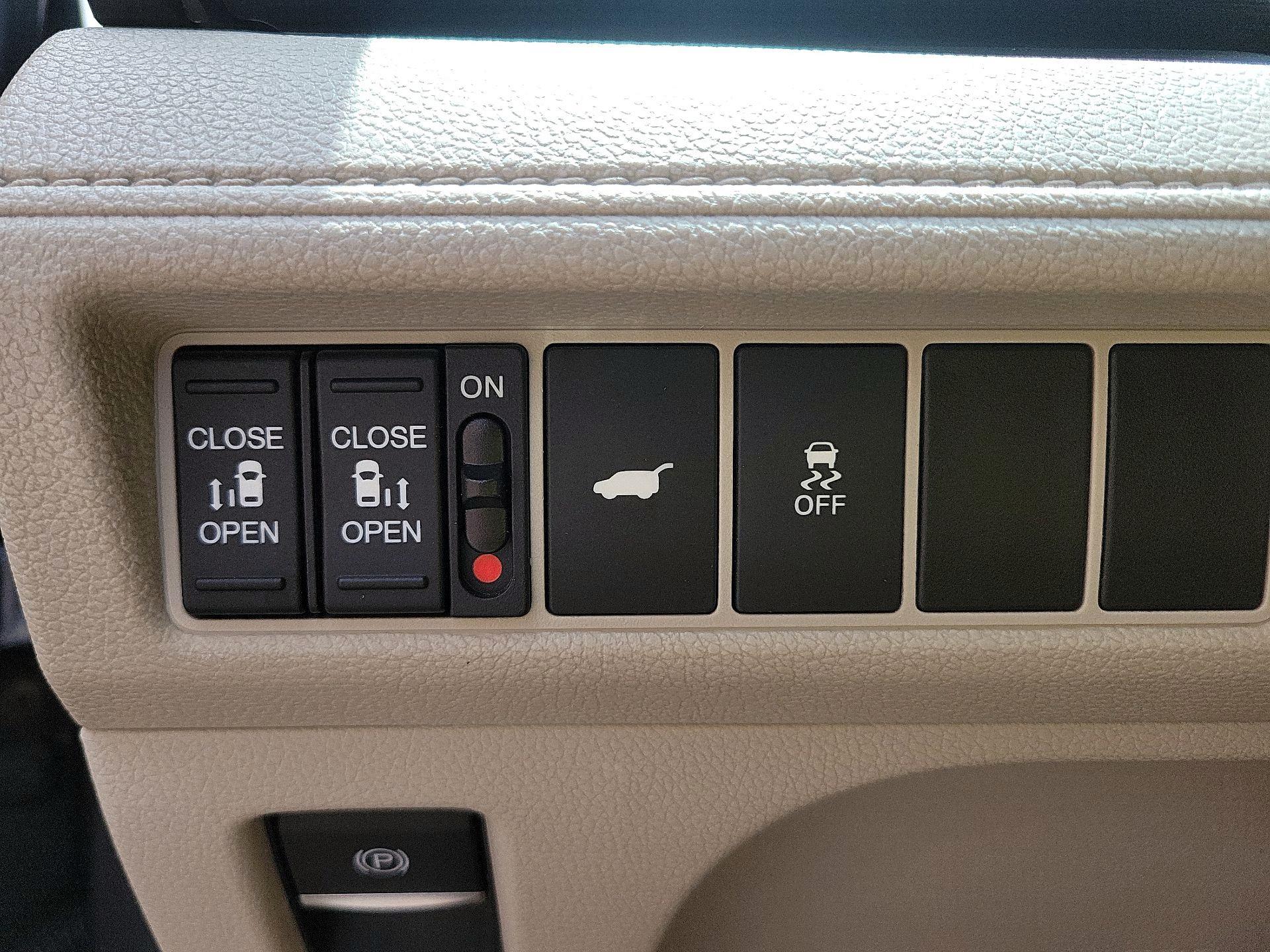 Thumbnail: 2025 Honda Odyssey - 11