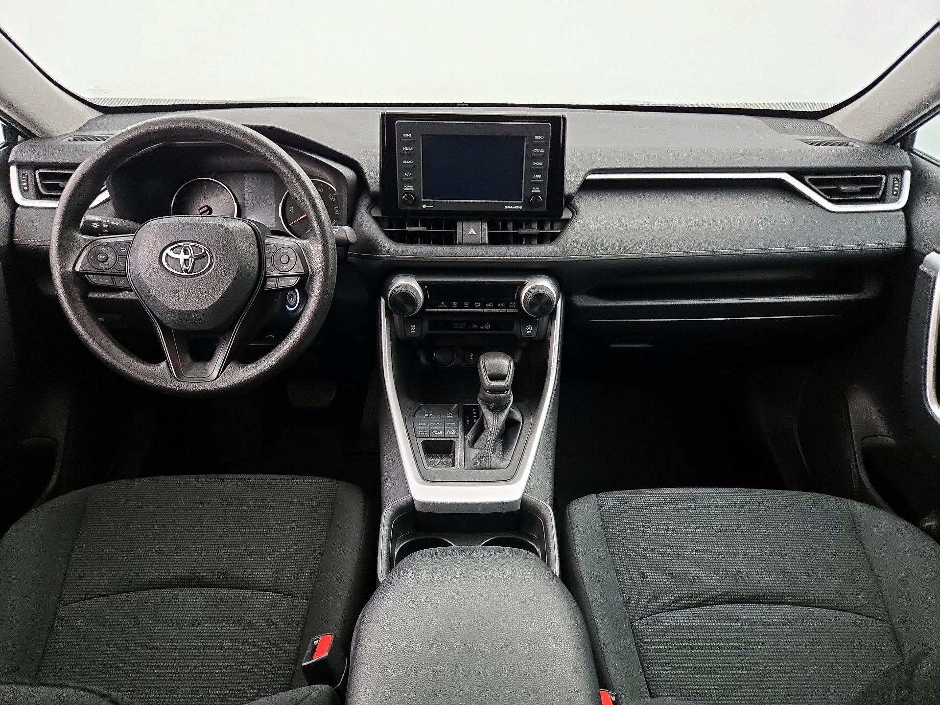 Thumbnail: 2021 Toyota RAV4 - 9
