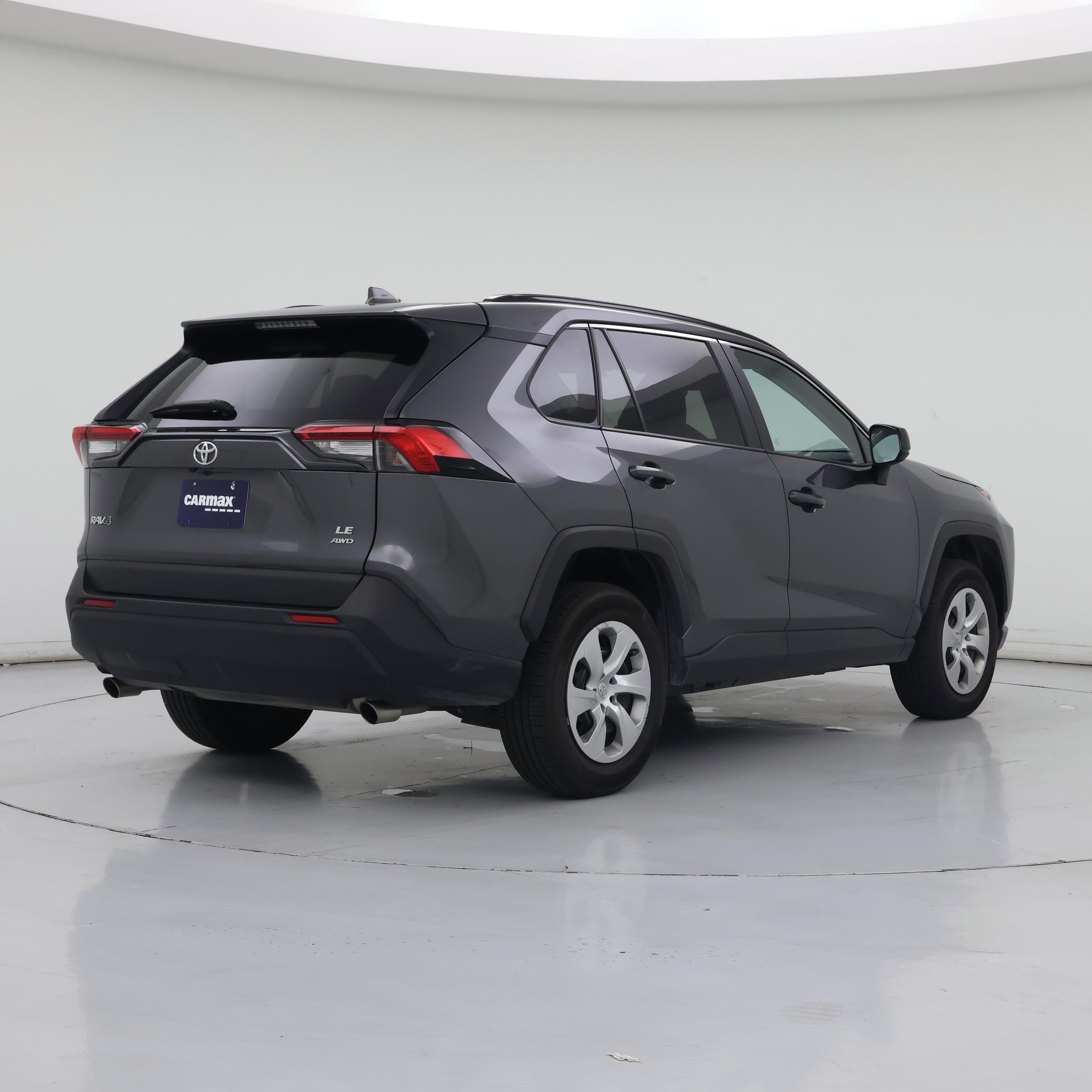 Thumbnail: 2021 Toyota RAV4 - 8