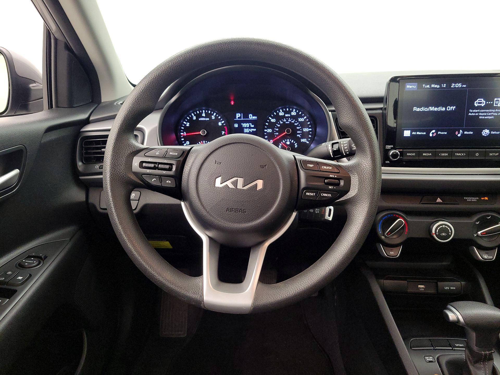 Thumbnail: 2023 Kia Rio - 10