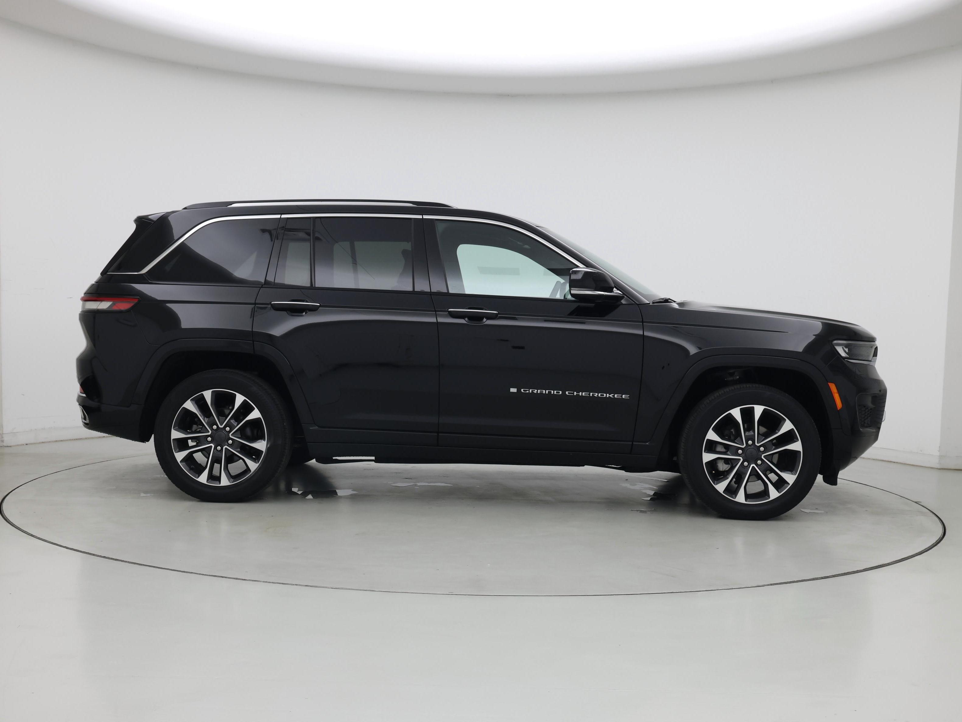 Thumbnail: 2023 Jeep Grand Cherokee - 7
