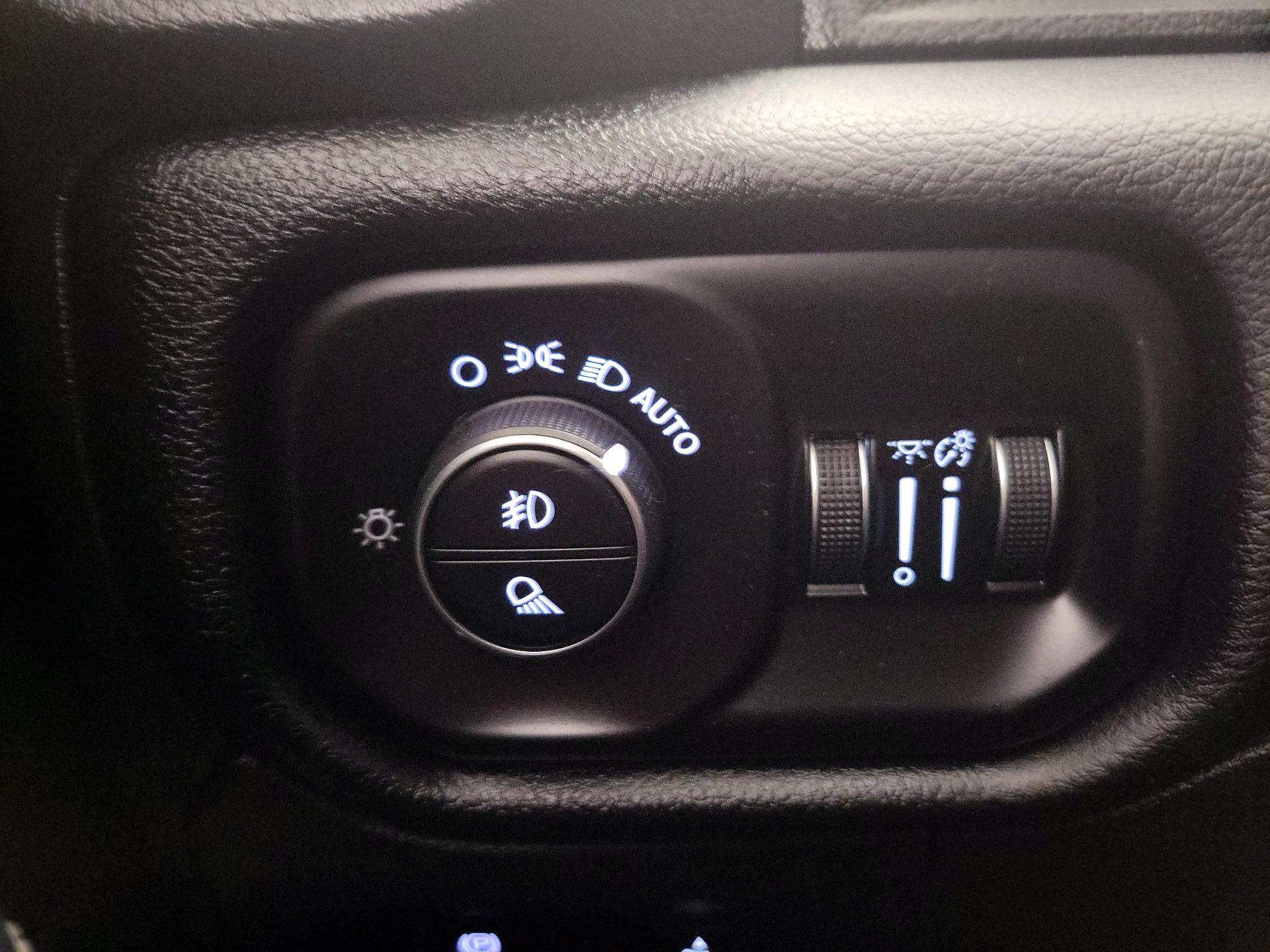 Thumbnail: 2021 RAM 1500 - 13