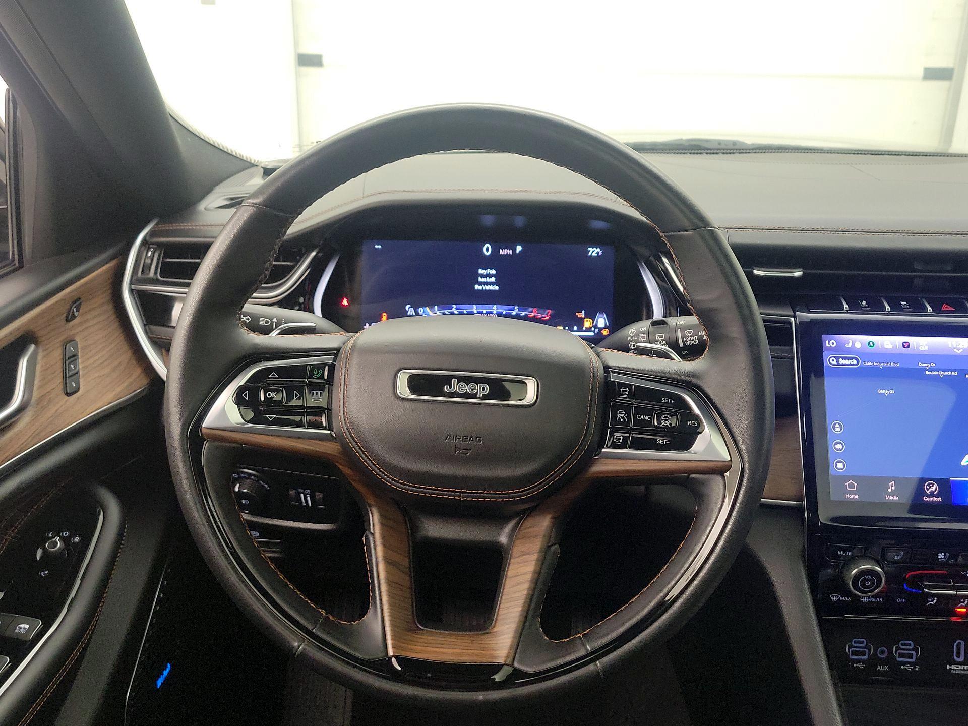 Thumbnail: 2022 Jeep Grand Cherokee - 10