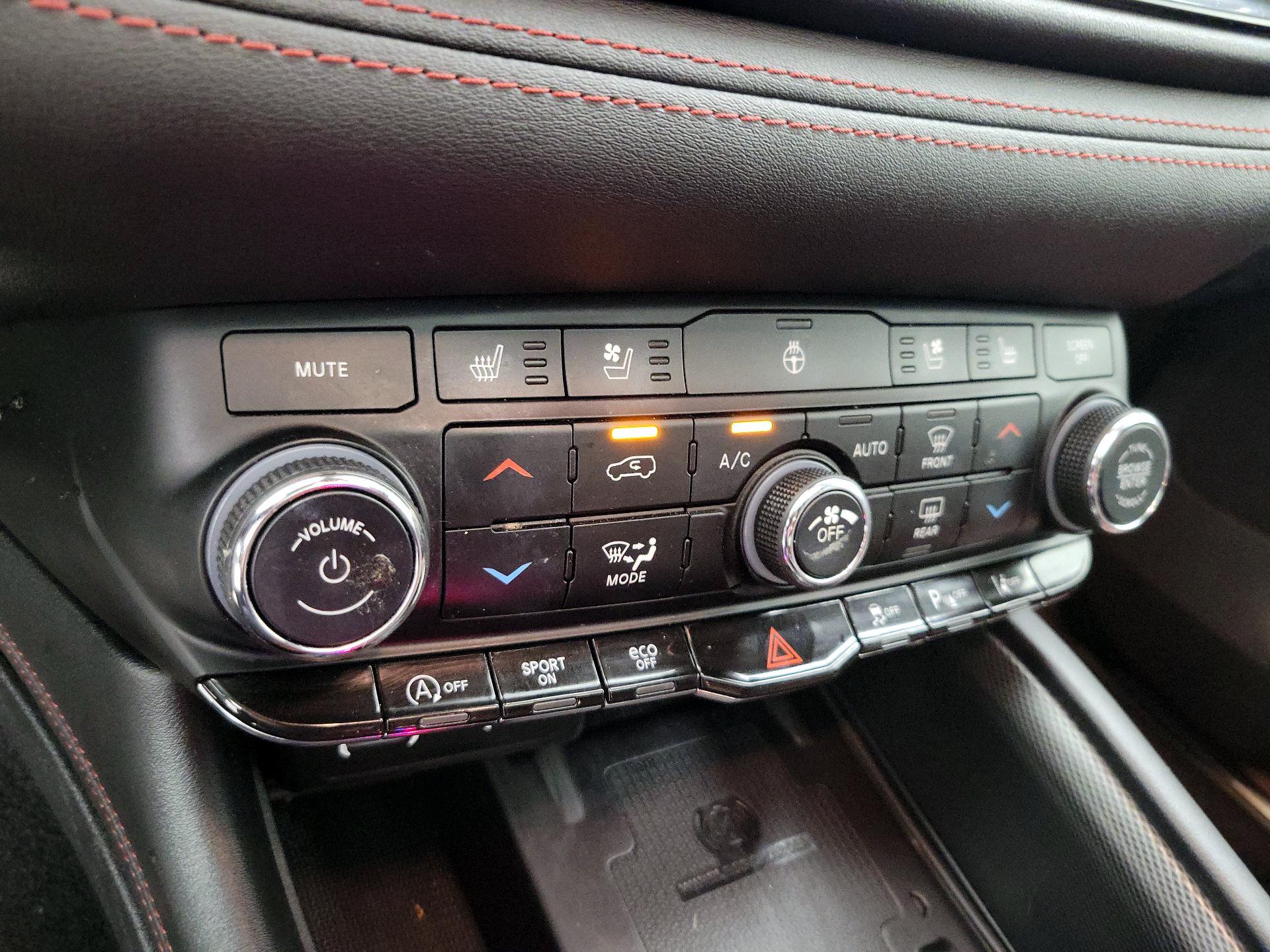 Thumbnail: 2023 Dodge Durango - 17
