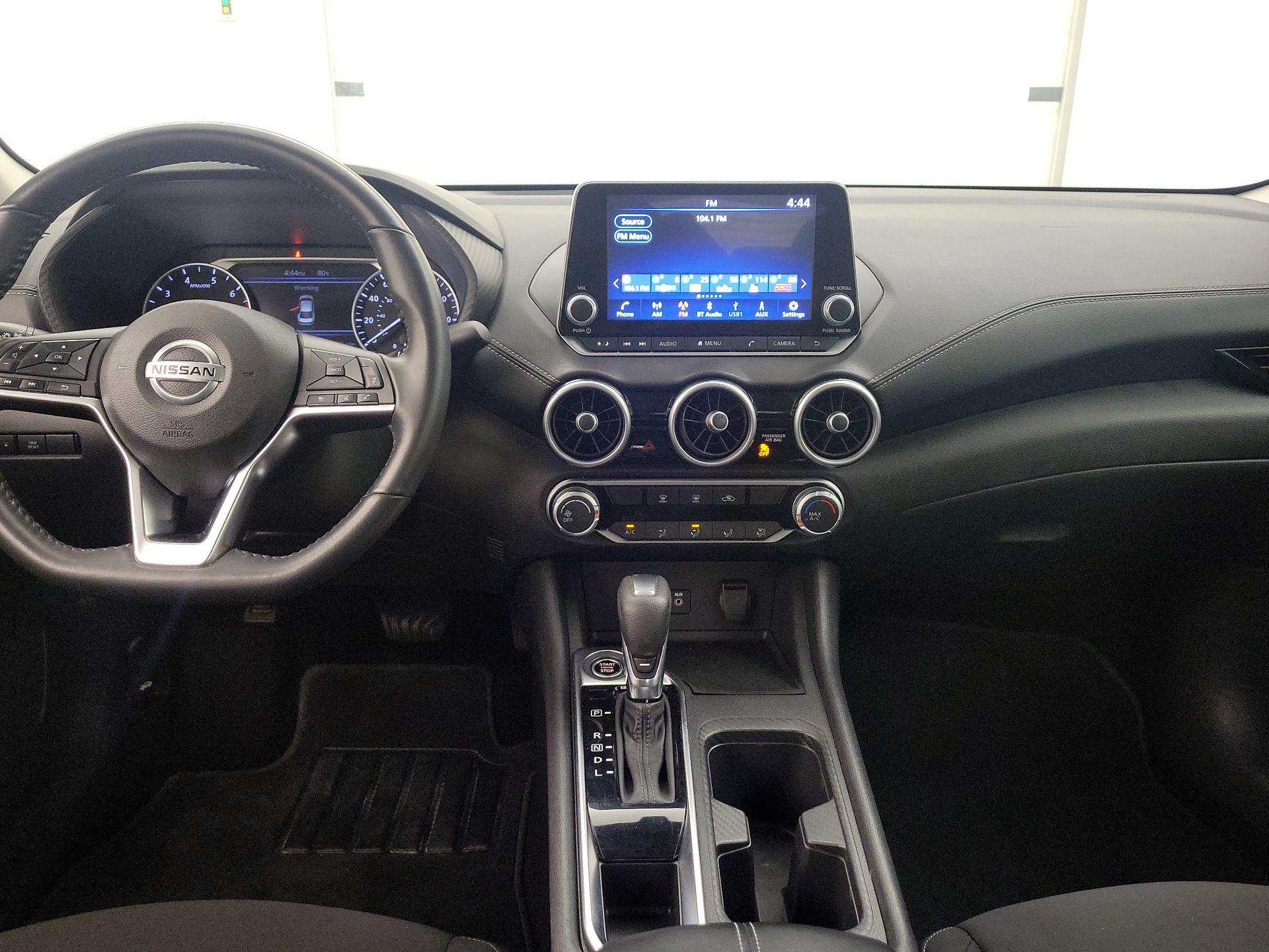 Thumbnail: 2022 Nissan Sentra - 9