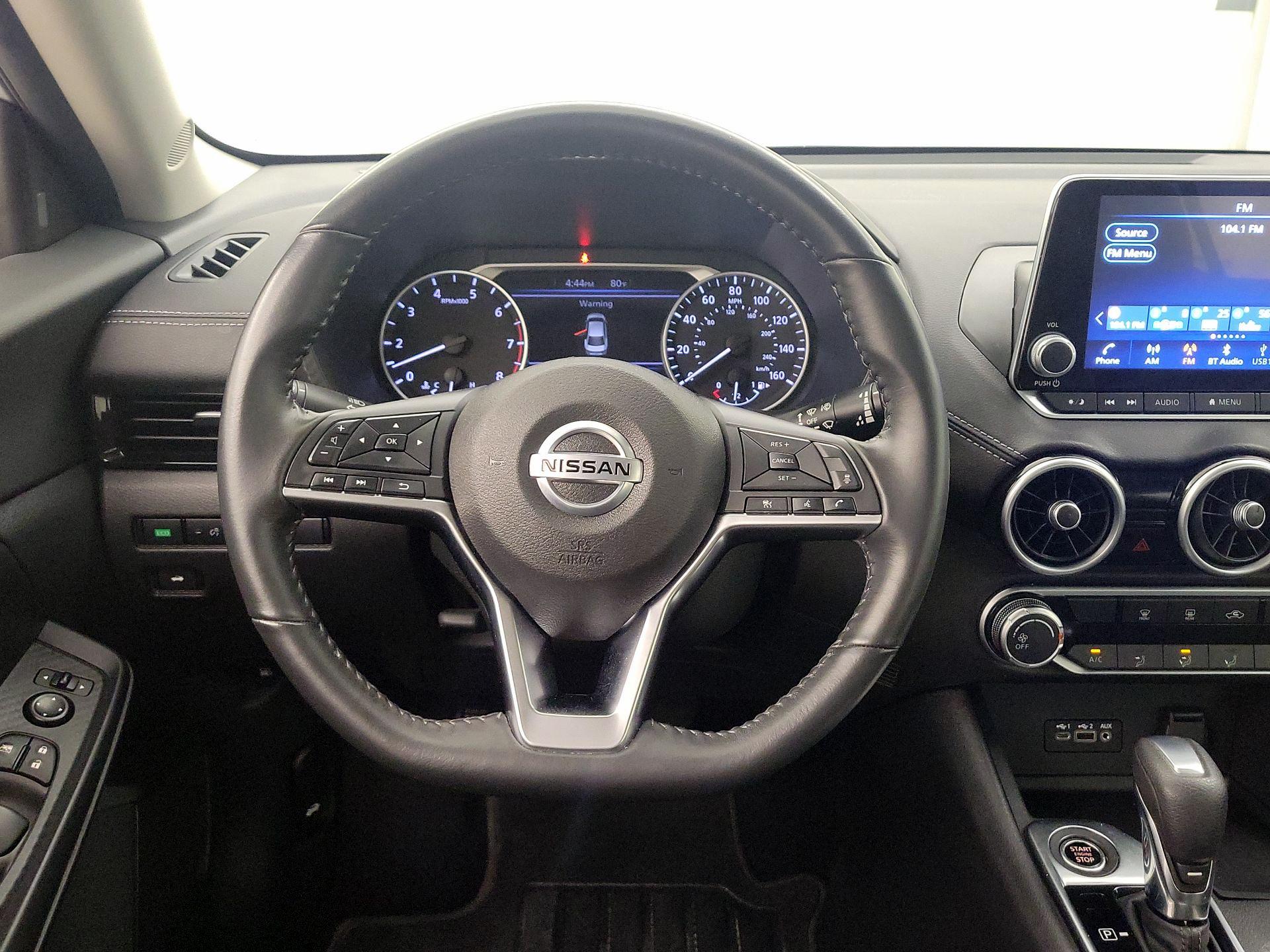 Thumbnail: 2022 Nissan Sentra - 10