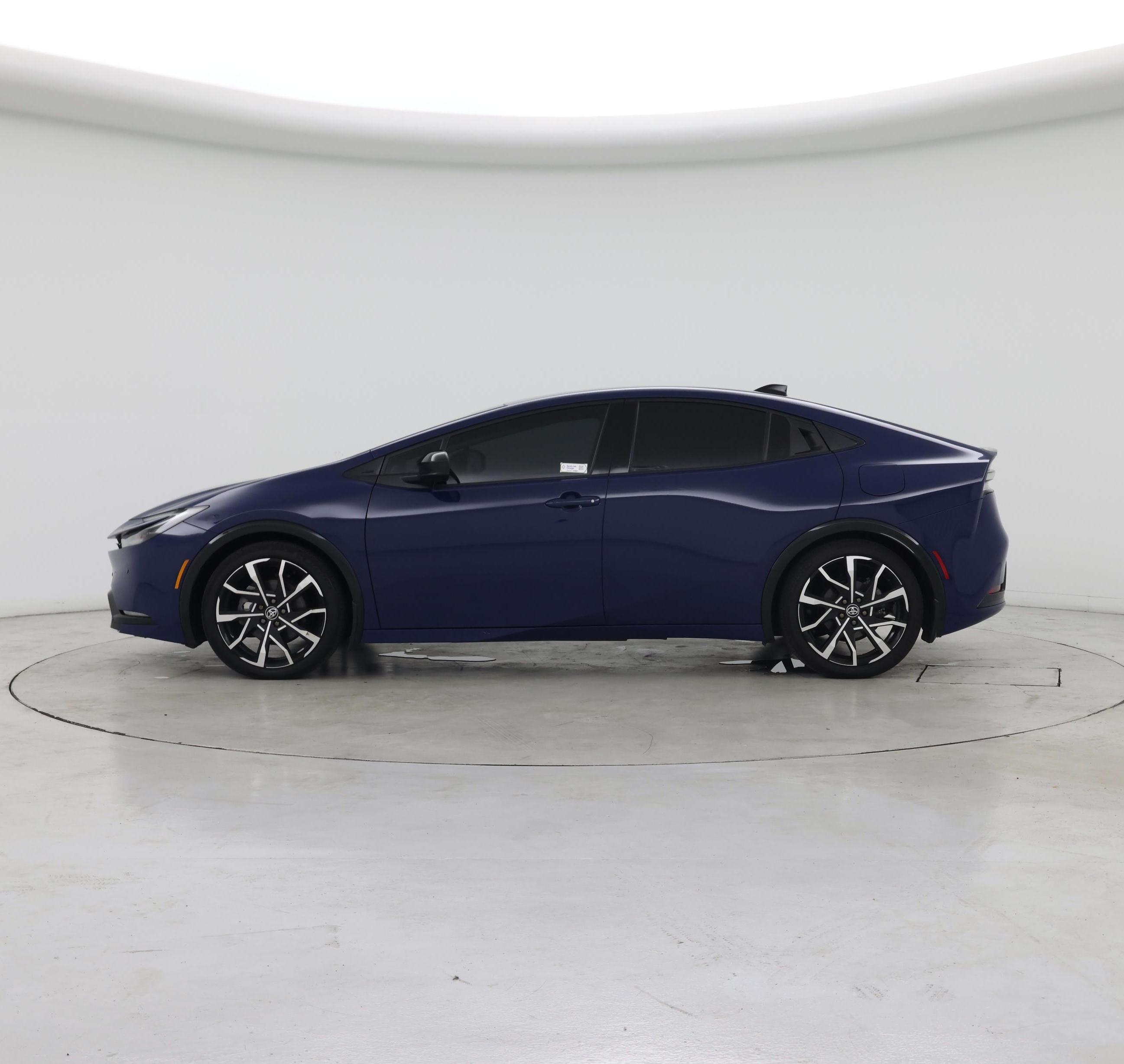 Thumbnail: 2026 Toyota Prius - 3
