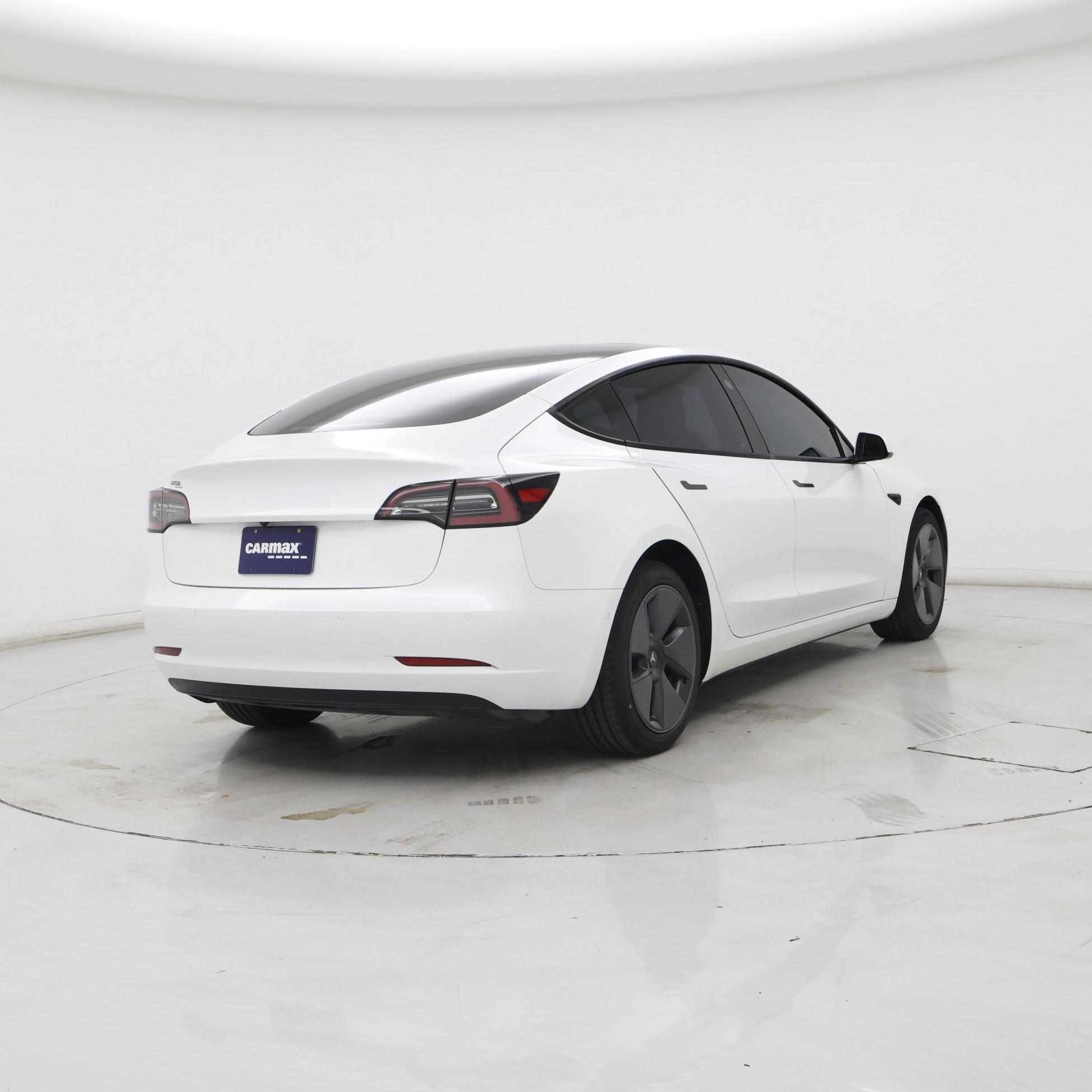 Thumbnail: 2021 Tesla Model 3 - 8