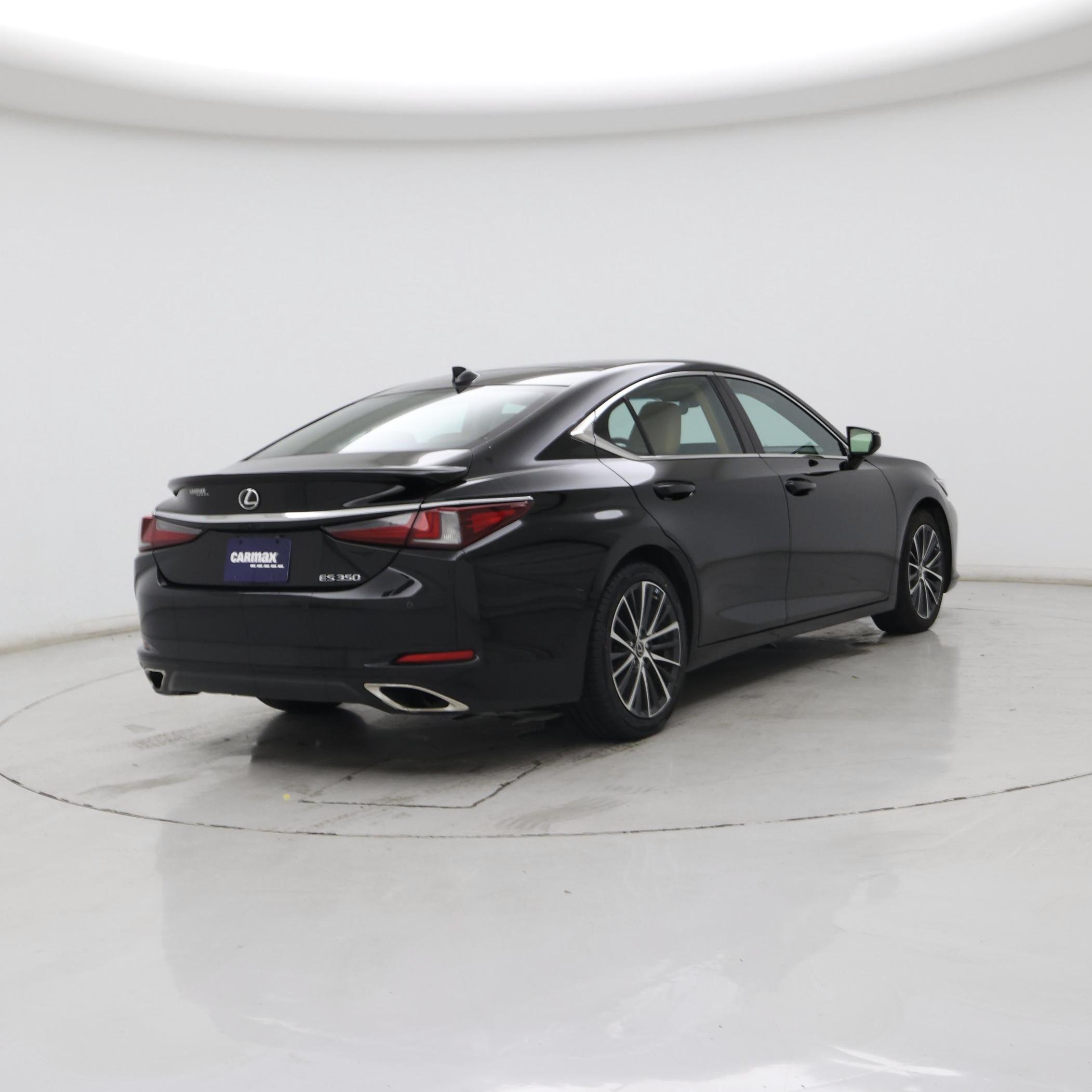 Thumbnail: 2022 Lexus ES - 8