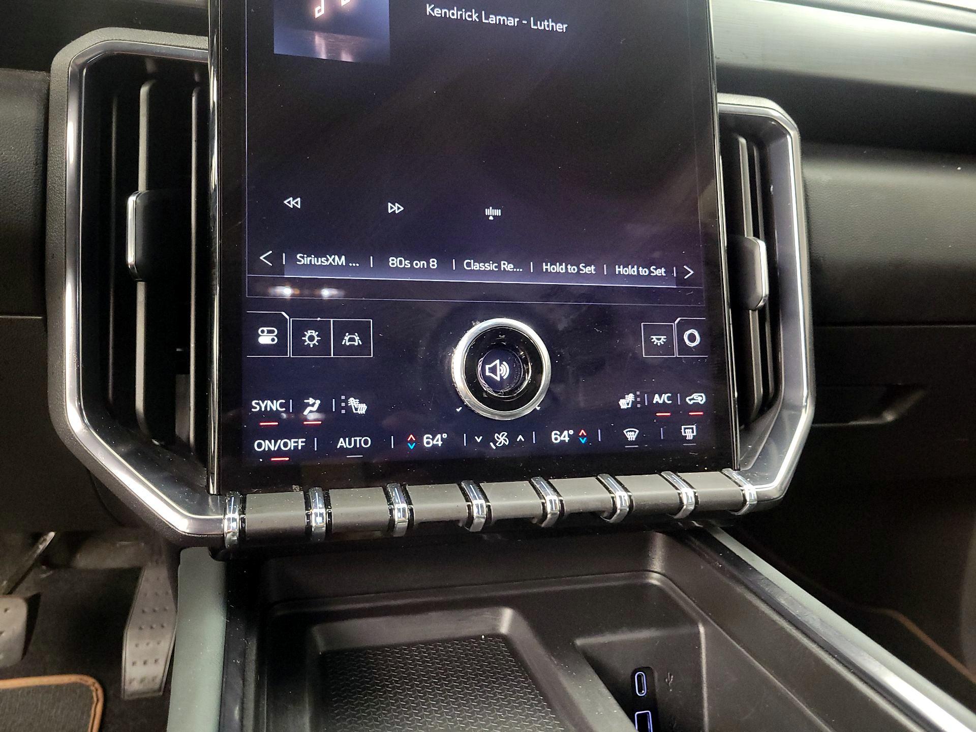 Thumbnail: 2025 GMC Acadia - 17