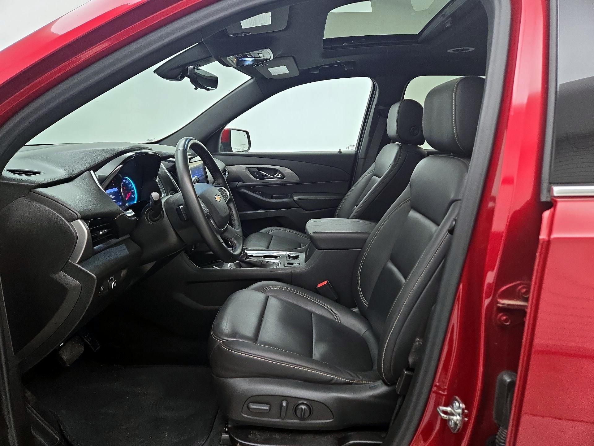 Thumbnail: 2023 Chevrolet Traverse - 11