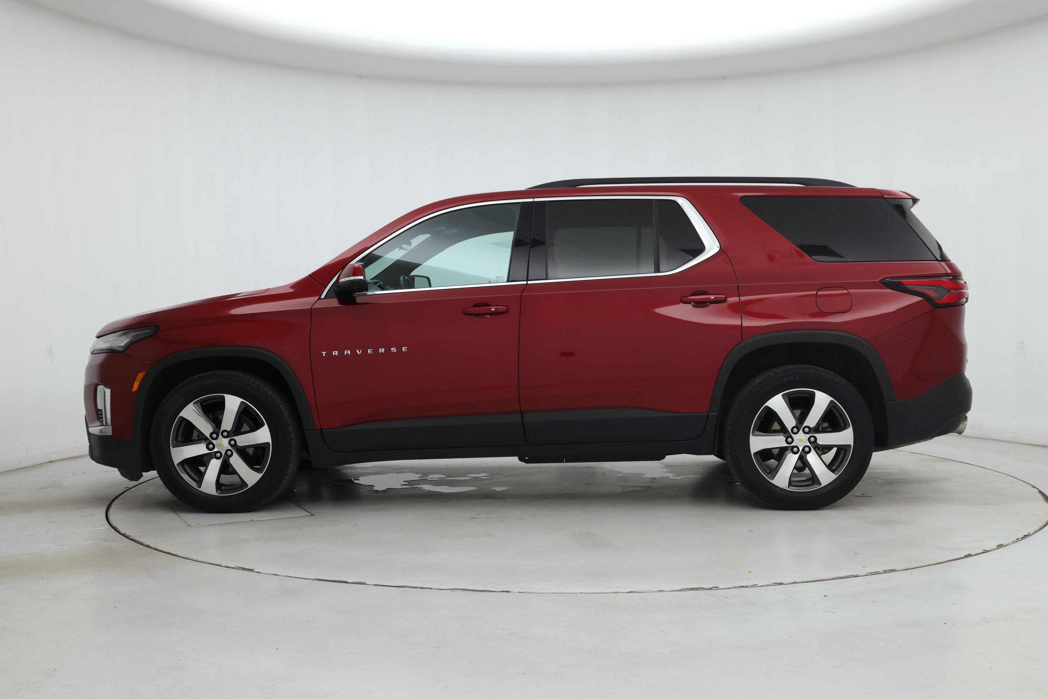 Thumbnail: 2023 Chevrolet Traverse - 3