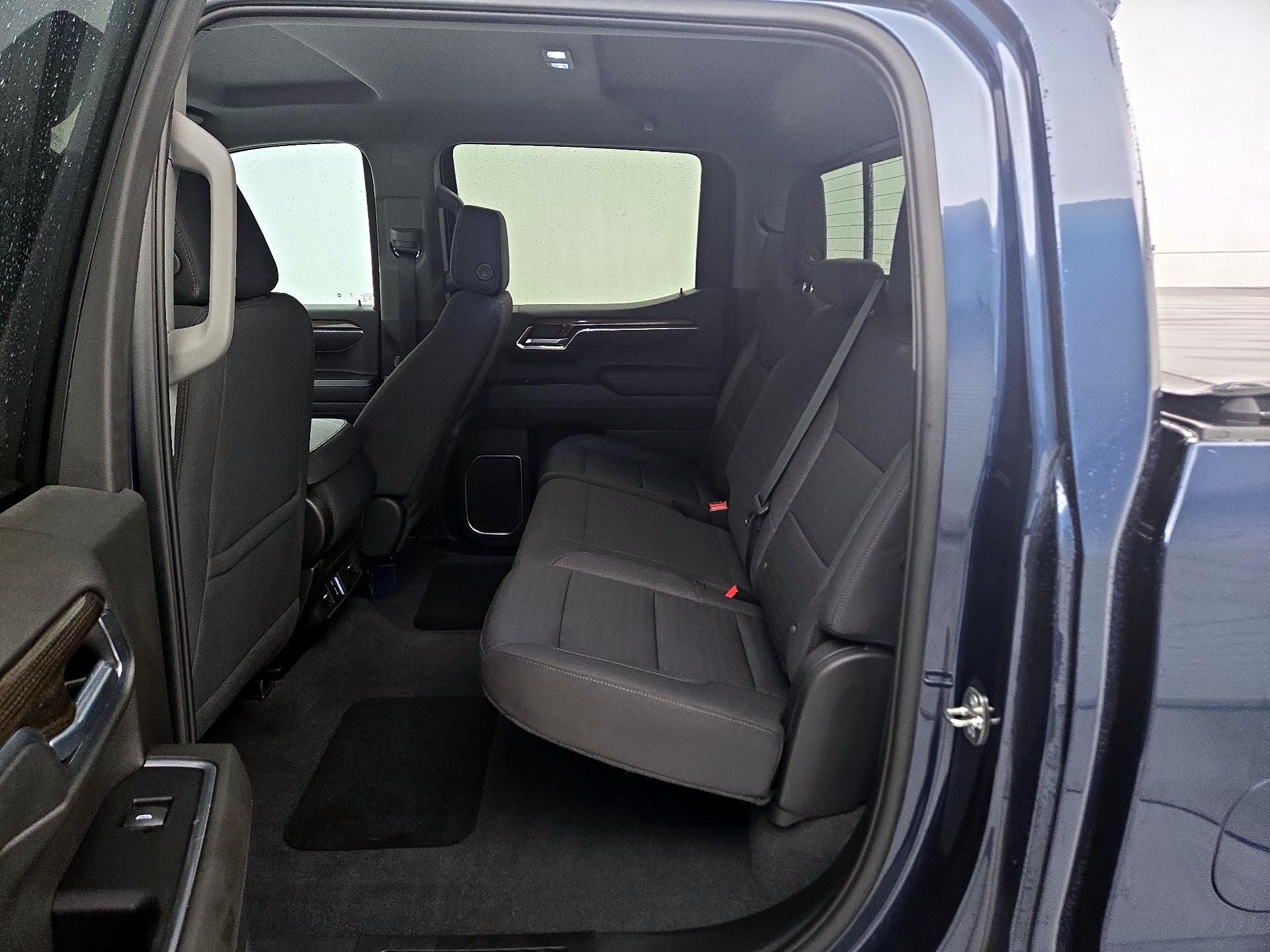 Thumbnail: 2022 Chevrolet Silverado 1500 - 19