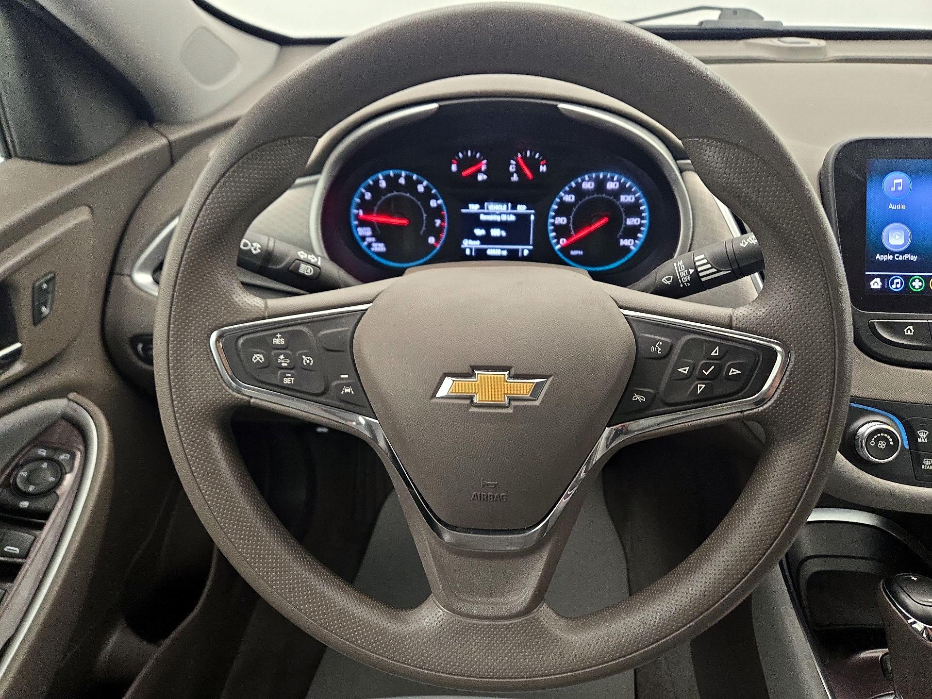Thumbnail: 2020 Chevrolet Malibu - 10