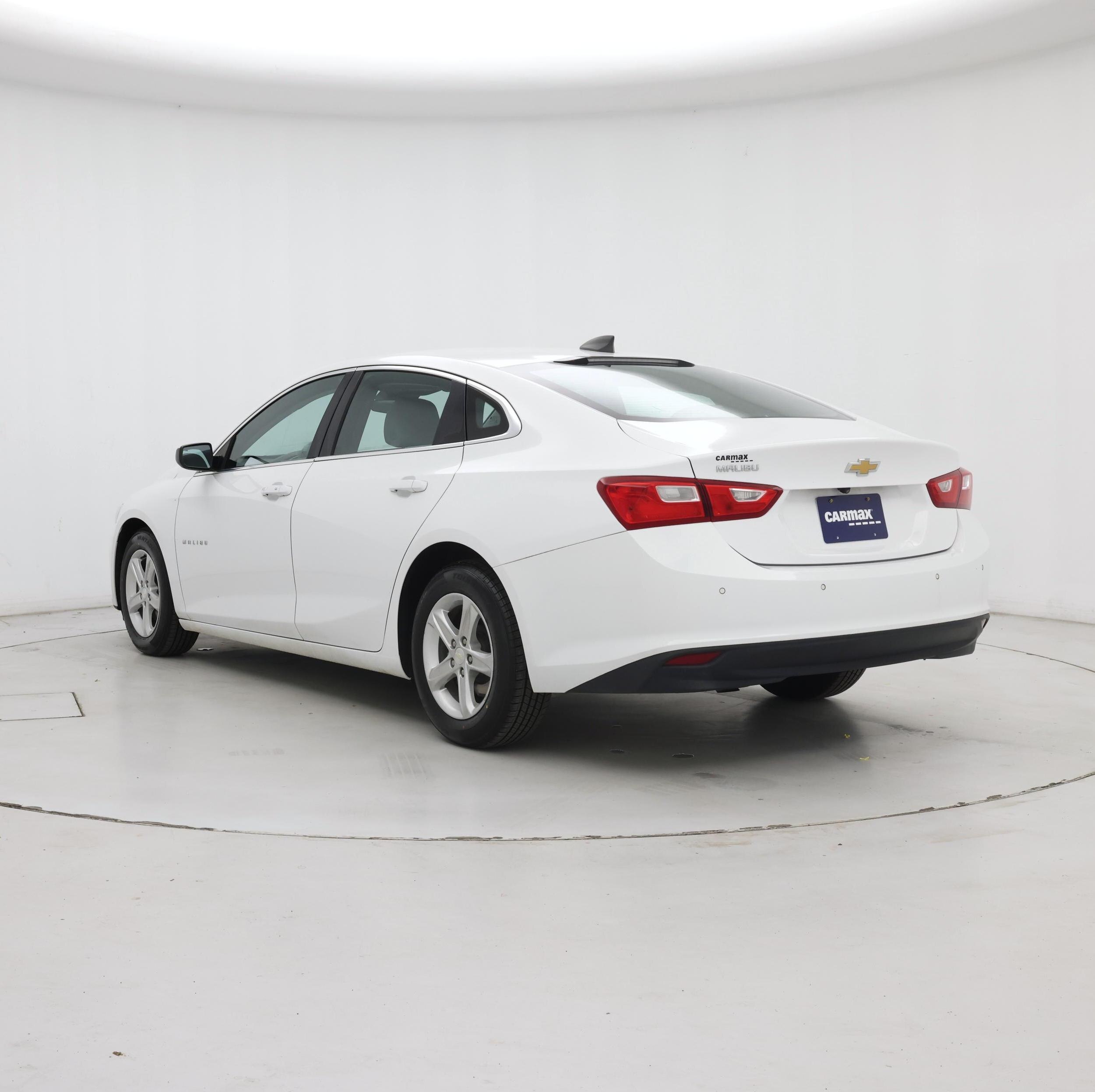 Thumbnail: 2020 Chevrolet Malibu - 2