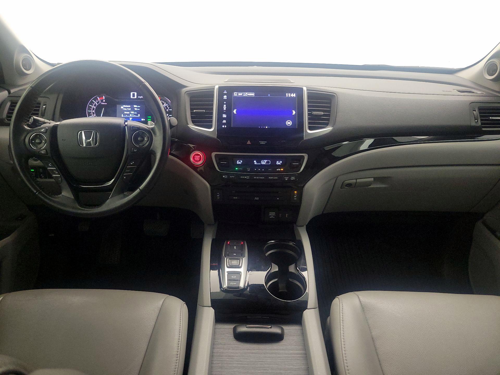 Thumbnail: 2018 Honda Pilot - 9