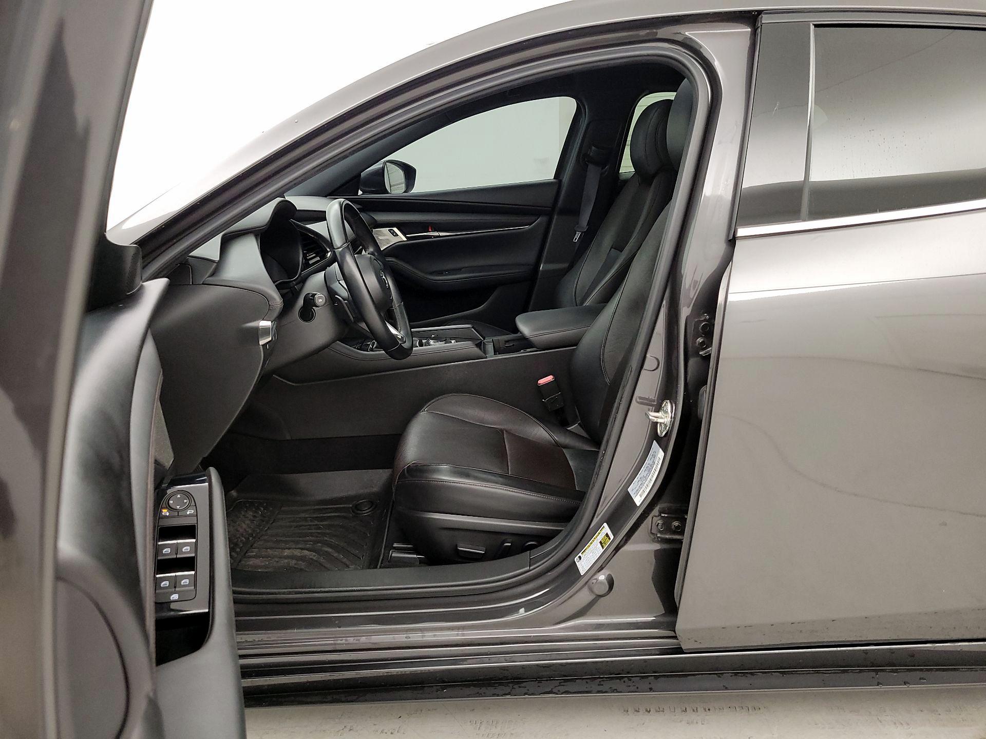 Thumbnail: 2019 Mazda Mazda3 - 11