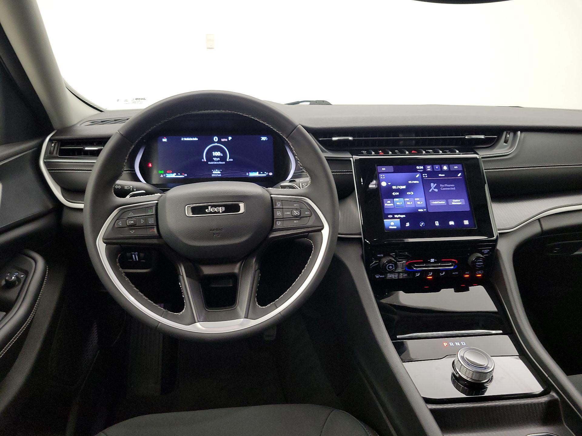 Thumbnail: 2023 Jeep Grand Cherokee L - 10