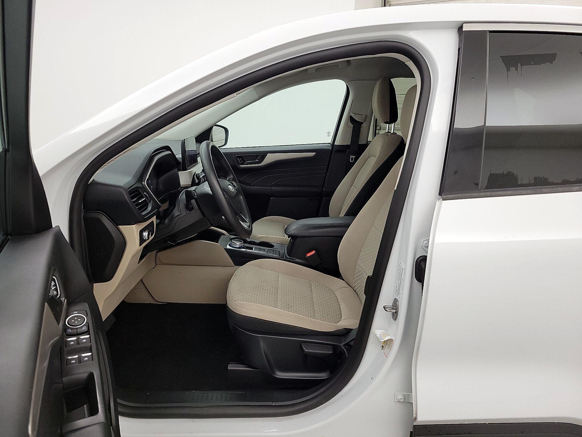 Thumbnail: 2022 Ford Escape - 11