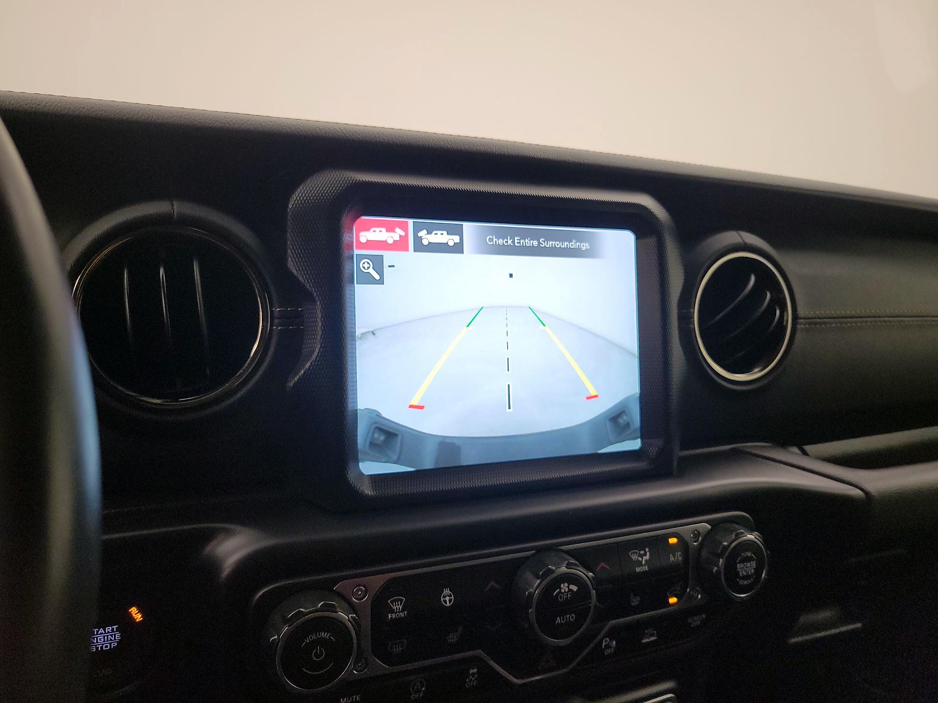 Thumbnail: 2021 Jeep Gladiator - 14