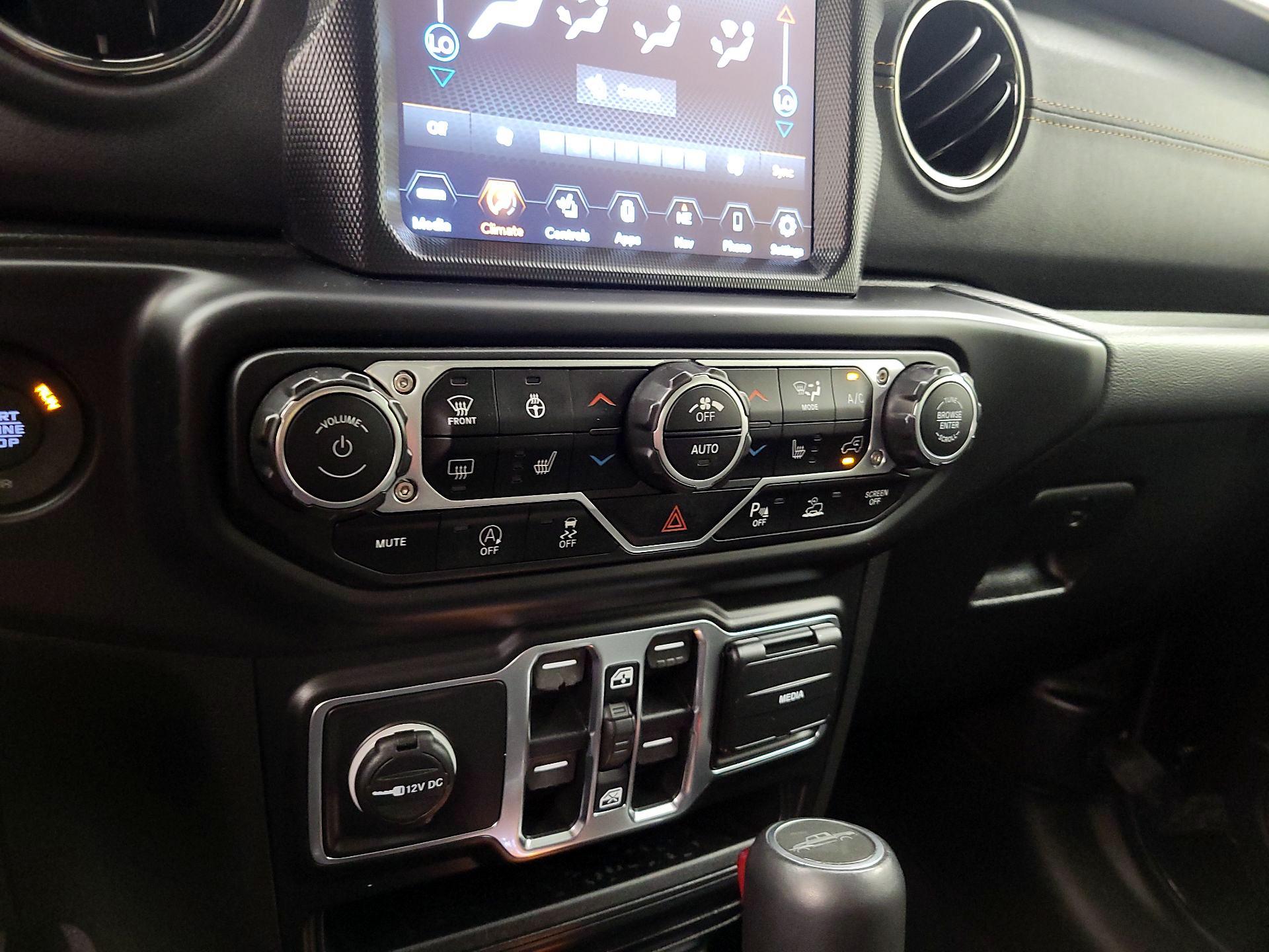 Thumbnail: 2021 Jeep Gladiator - 16