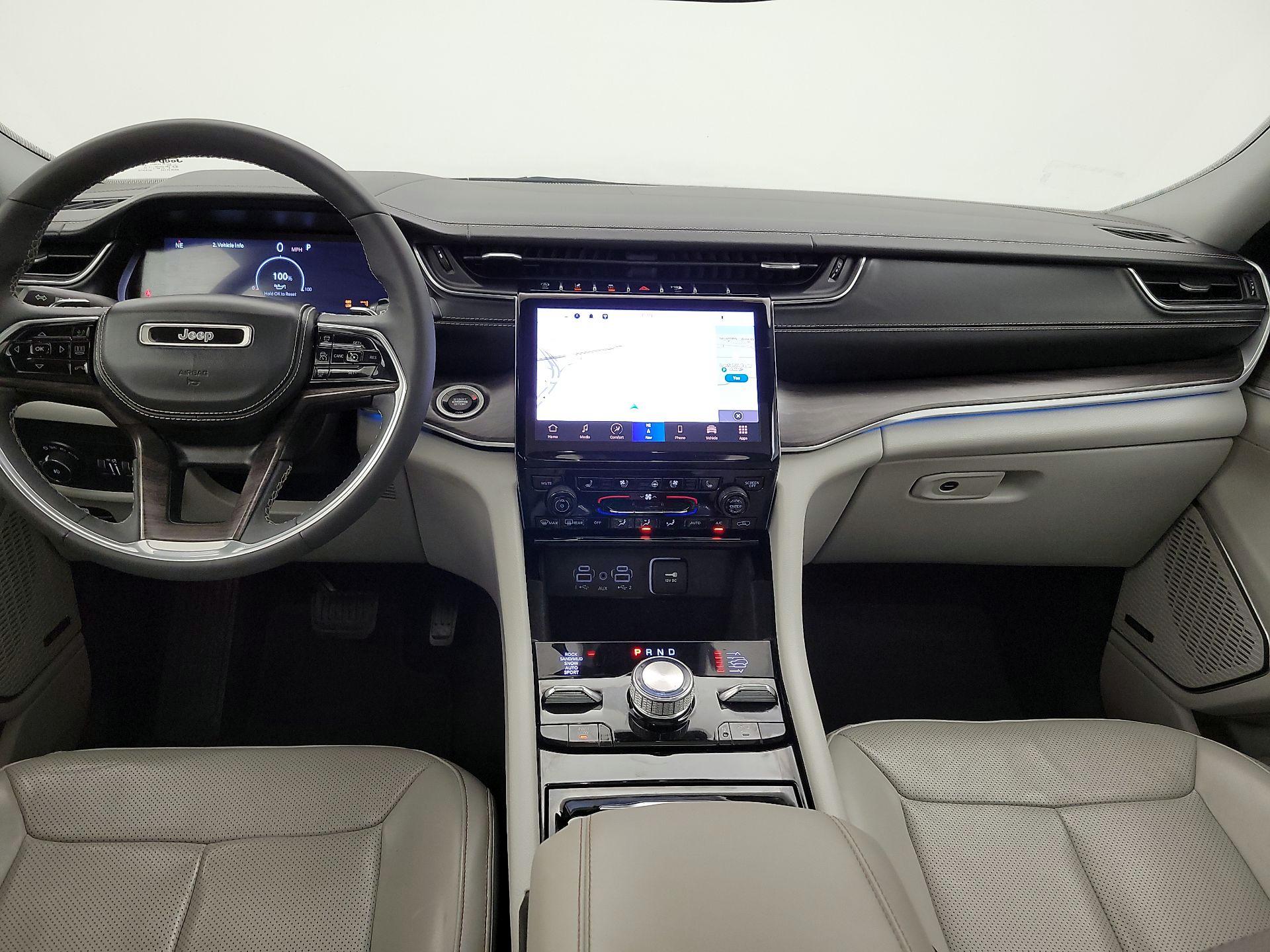 Thumbnail: 2023 Jeep Grand Cherokee L - 9