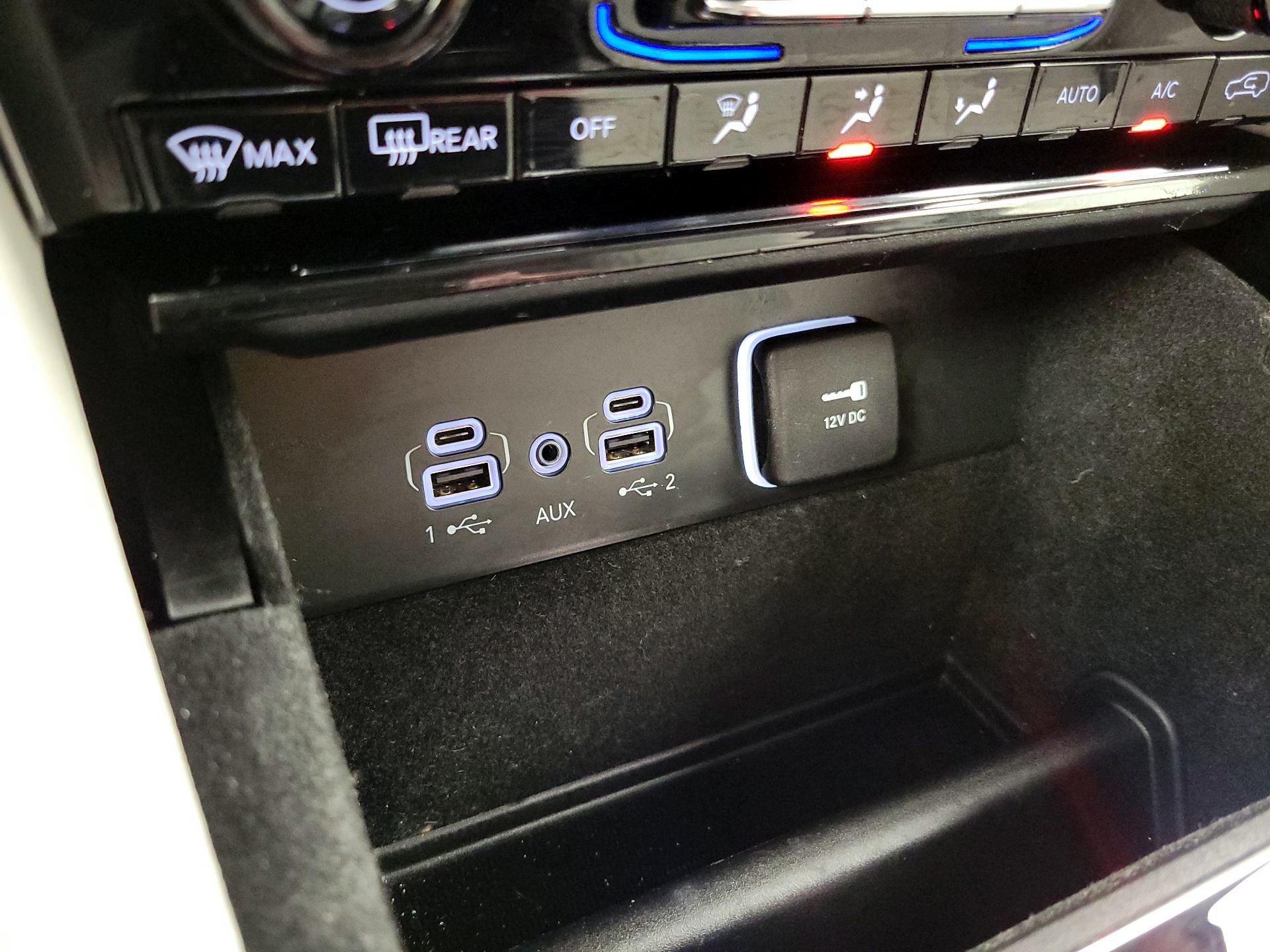 Thumbnail: 2023 Jeep Grand Cherokee L - 19
