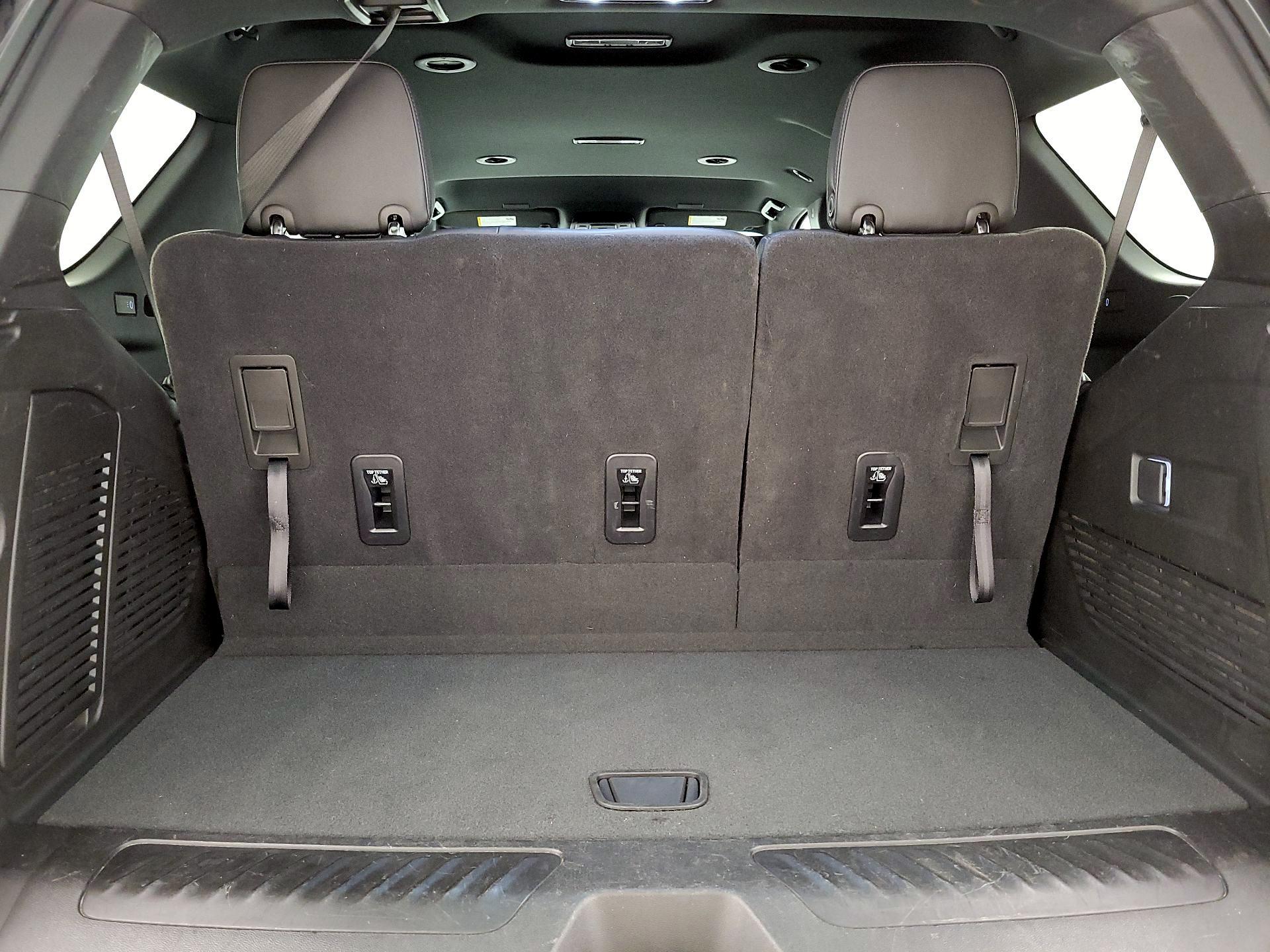 Thumbnail: 2025 Chevrolet Tahoe - 20