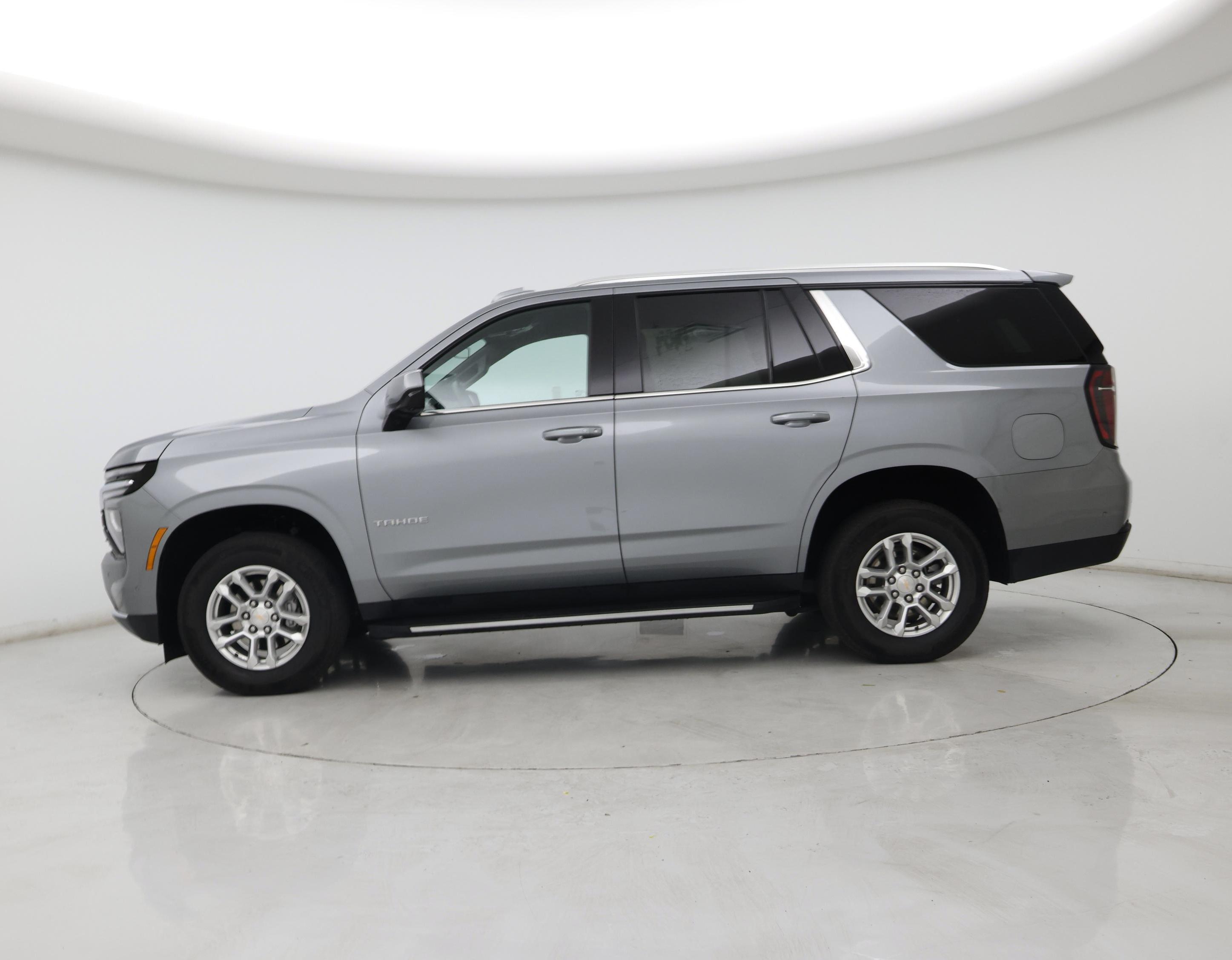 Thumbnail: 2025 Chevrolet Tahoe - 3