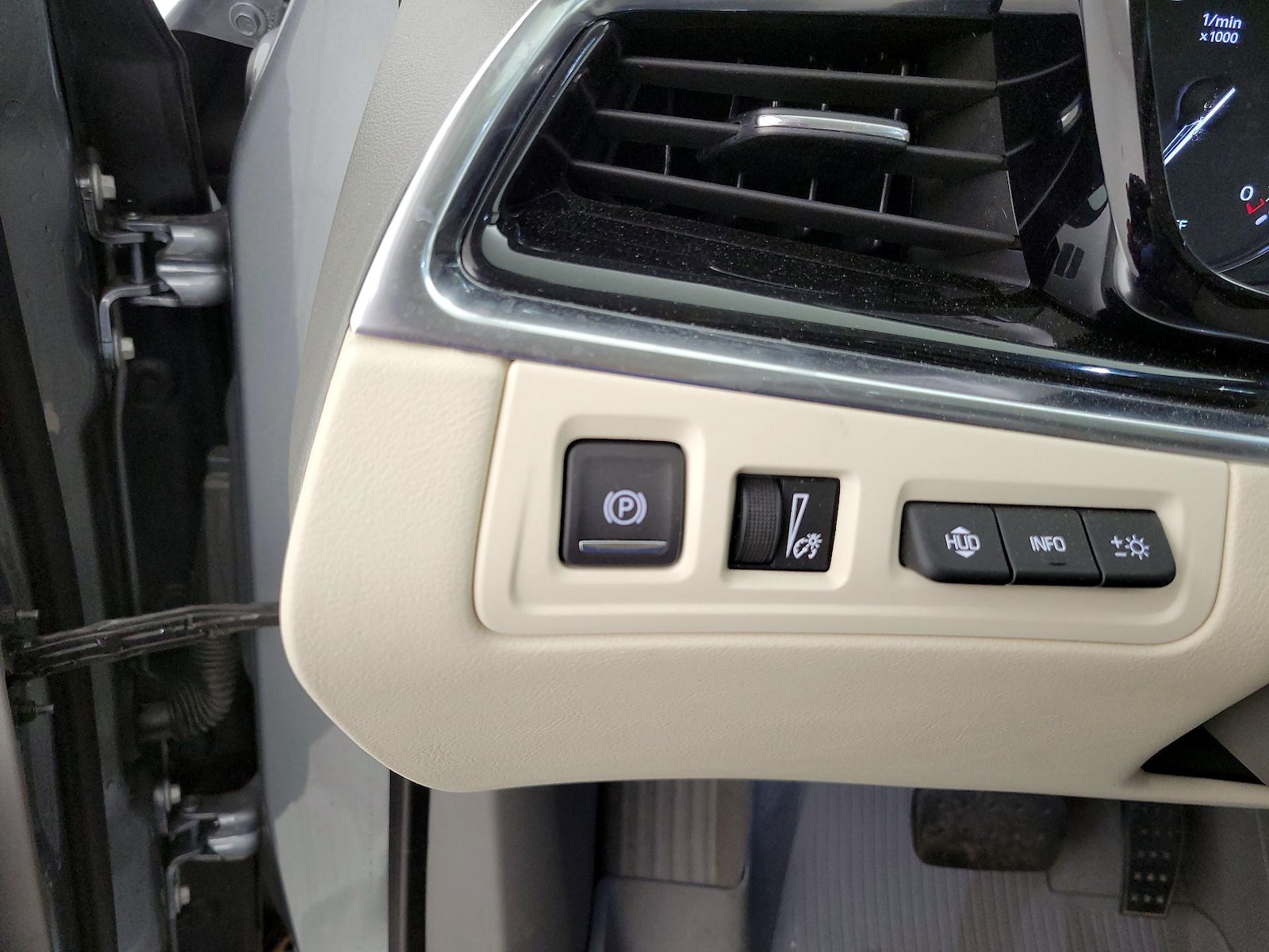 2023 Cadillac XT6 Premium Luxury - Photo 14