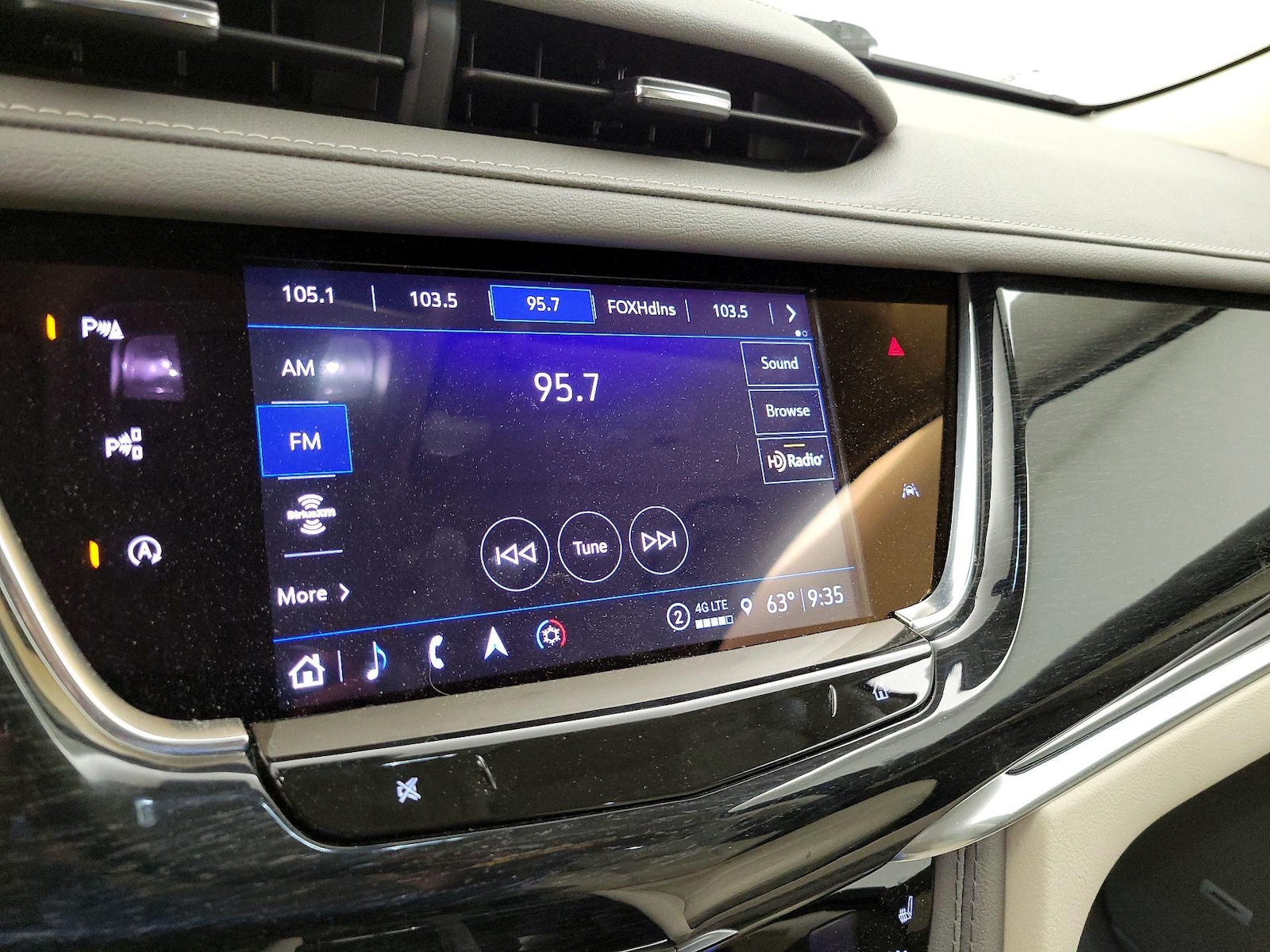 2023 Cadillac XT6 Premium Luxury - Photo 17