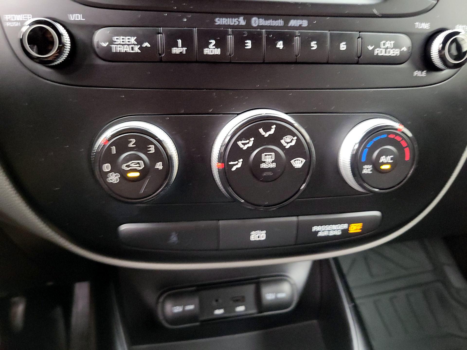 Thumbnail: 2014 Kia Soul - 15